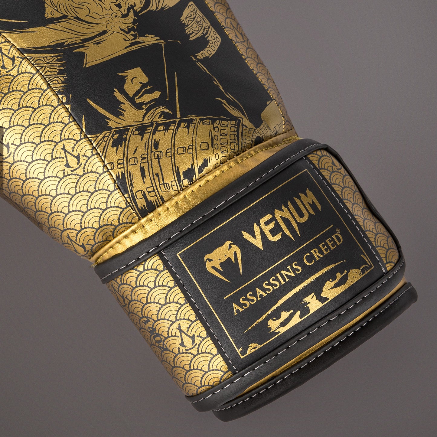 Gants de boxe Venum x Assassin's Creed Shadows - Noir/Or - product-type_Gants de boxe