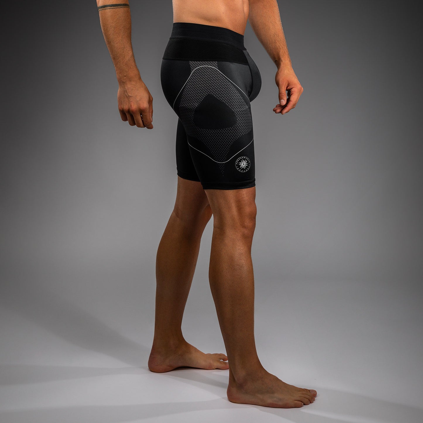 Short de Compression Venum Nexus – Noir/Argent - product-type_Shorts de compression