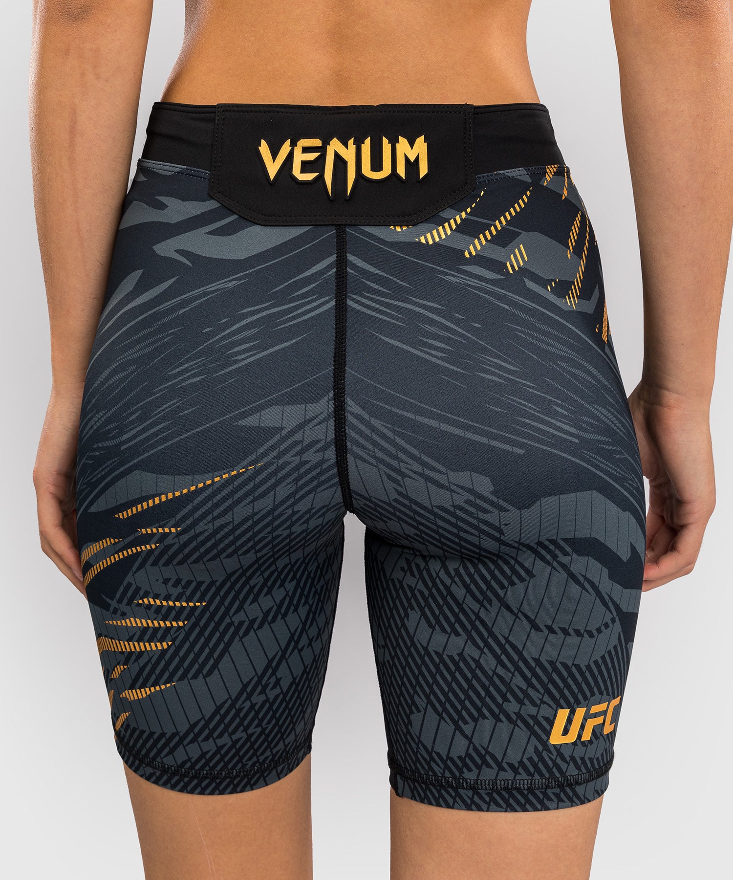 Short de compression pour Femmes UFC Fusion by Venum Authentic Fight Night - Coupe Longue - Champion - product-type_Shorts de compression