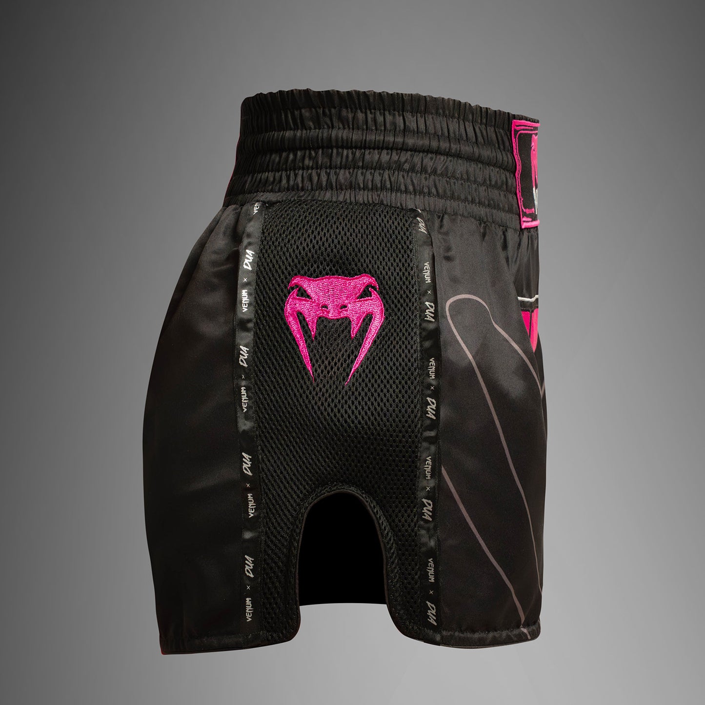 Short de Muay Thai Venum x Dua - Noir/Rose fuchsia