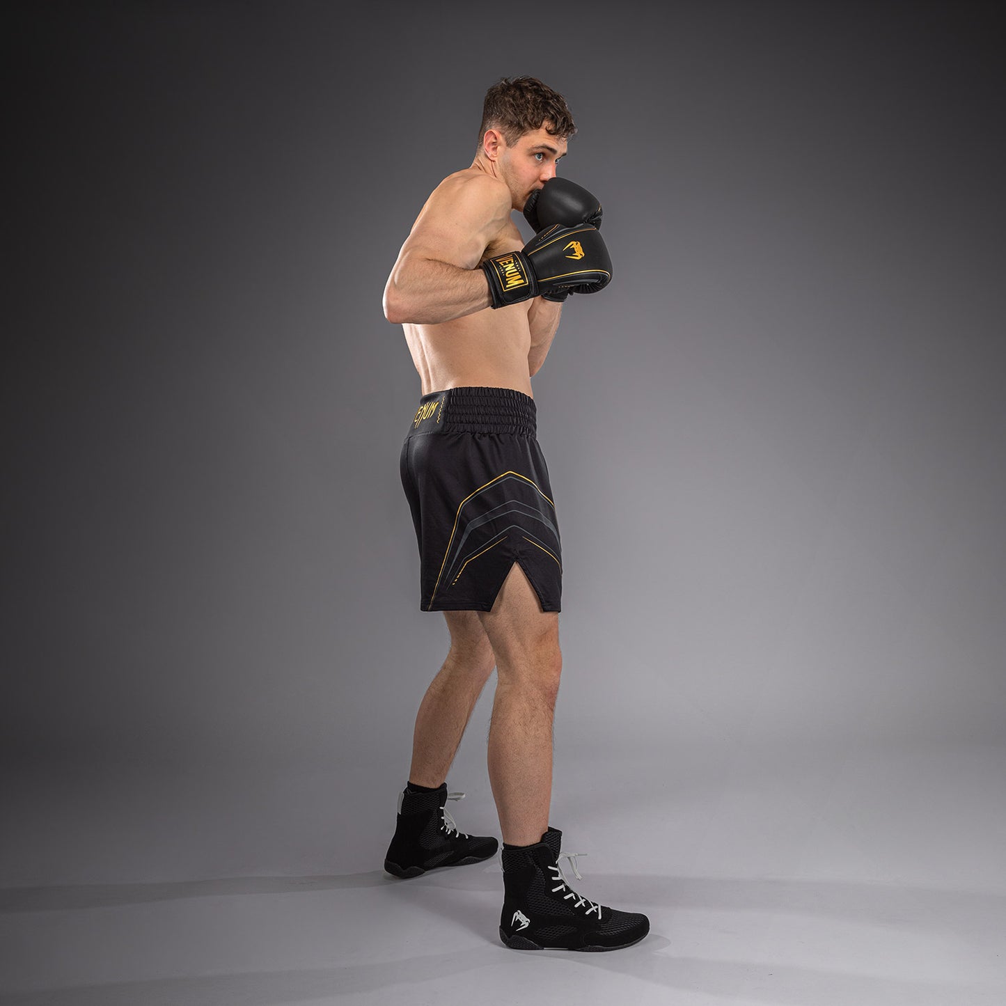 Short de Boxe Venum Streamline – Noir/Or - product-type_Shorts de boxe
