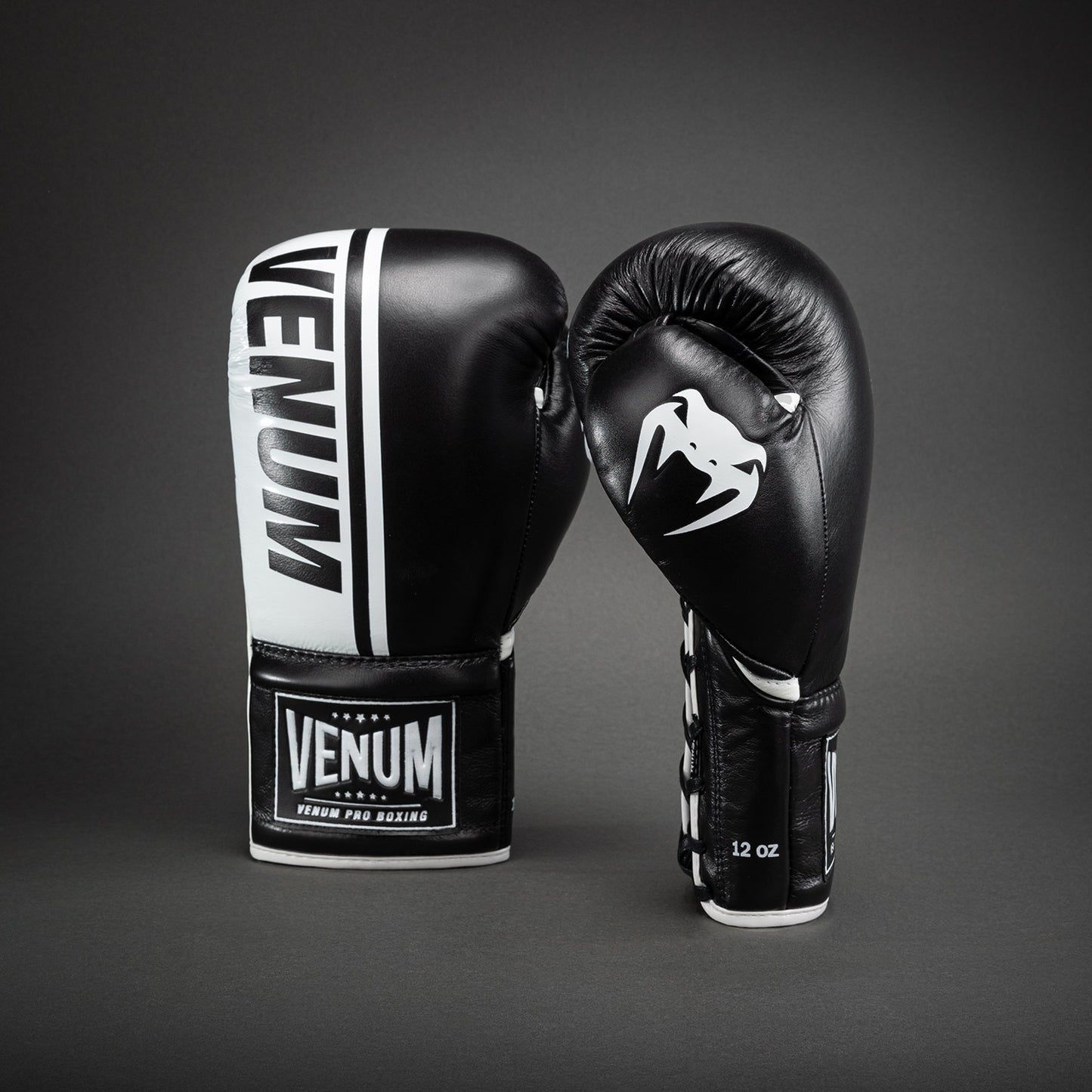 Gants de boxe Venum Shield Pro avec lacets - Noir/Blanc - product-type_Gants de boxe
