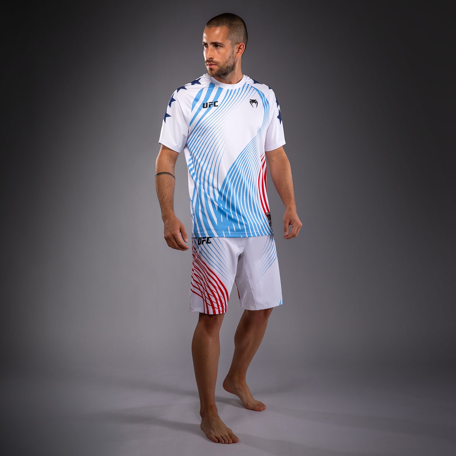 Official UFC Freedom 250 by Venum Authentic Fight Night Maillot Walkout pour homme - Blanc - product-type_T-Shirts Dry Tech