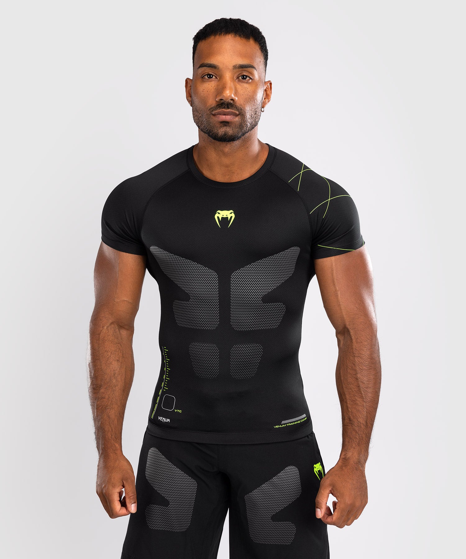 Rashguard Manches Courtes Venum Training Camp 4.0 - Noir/Vert fluo - product-type_T-Shirts de Compression