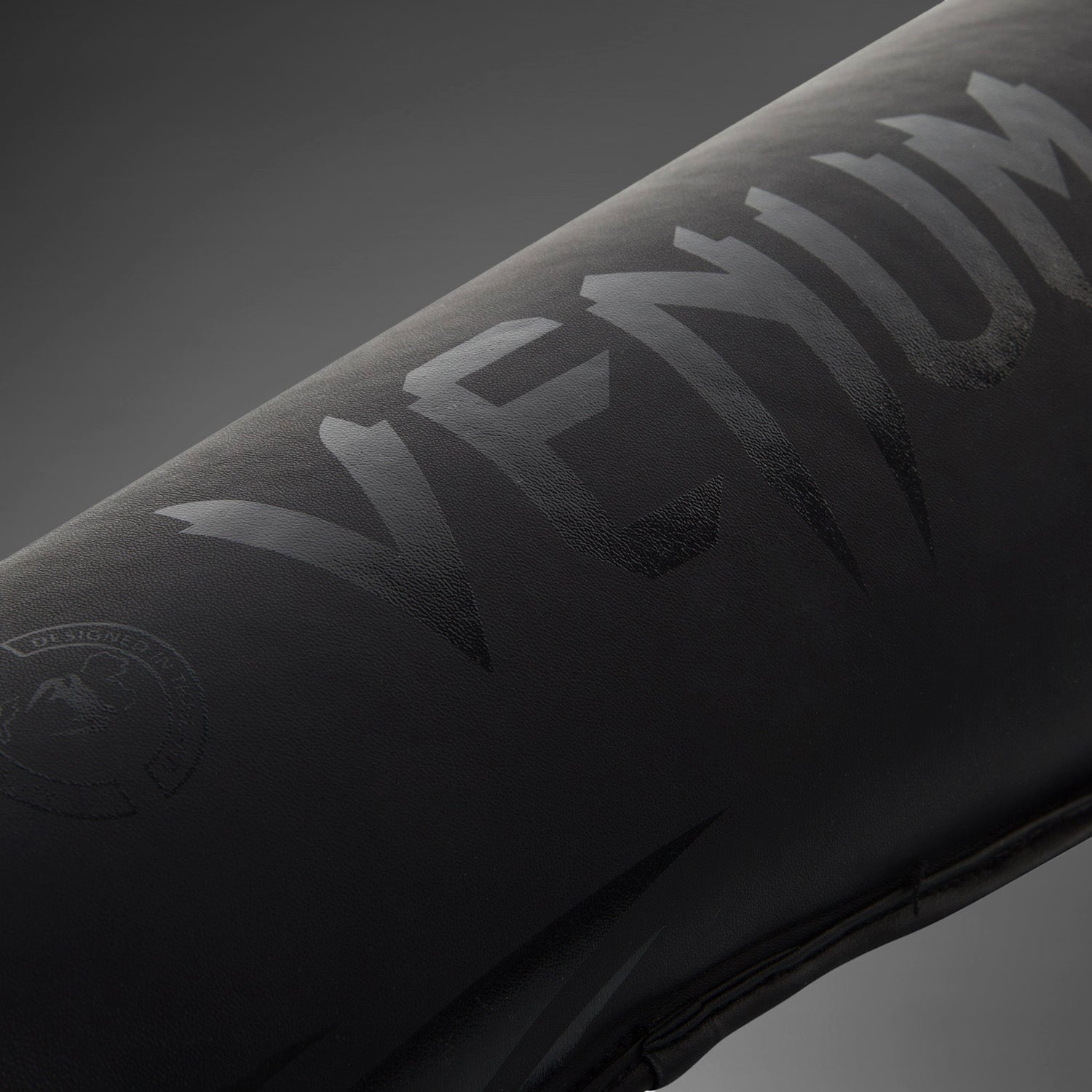 Protège-tibias Venum Challenger - Noir/Noir - product-type_Protège-tibias