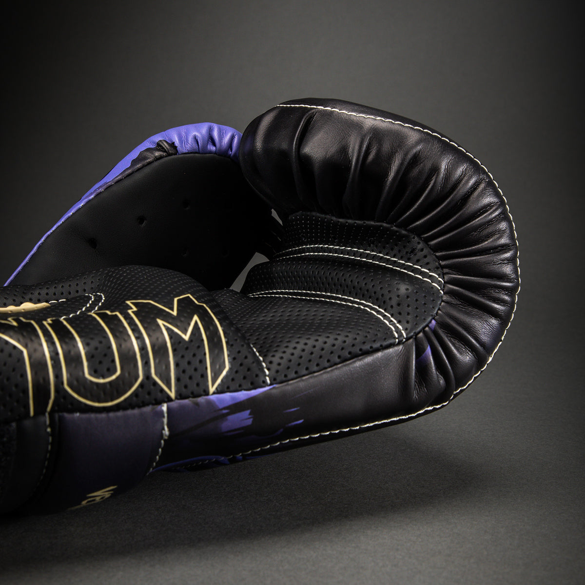Gants de boxe Gojo Jujutsu Kaisen x Venum – Violet