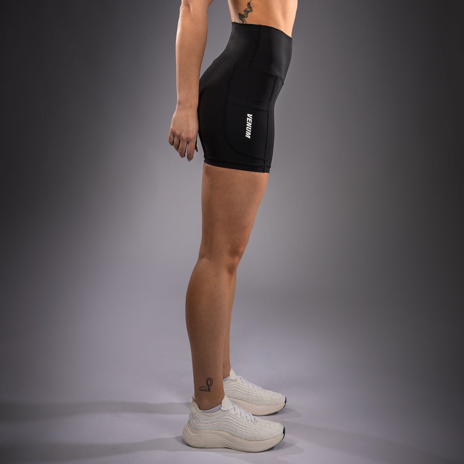 Short Cycliste Venum Essential - Noir - product-type_Shorts de compression