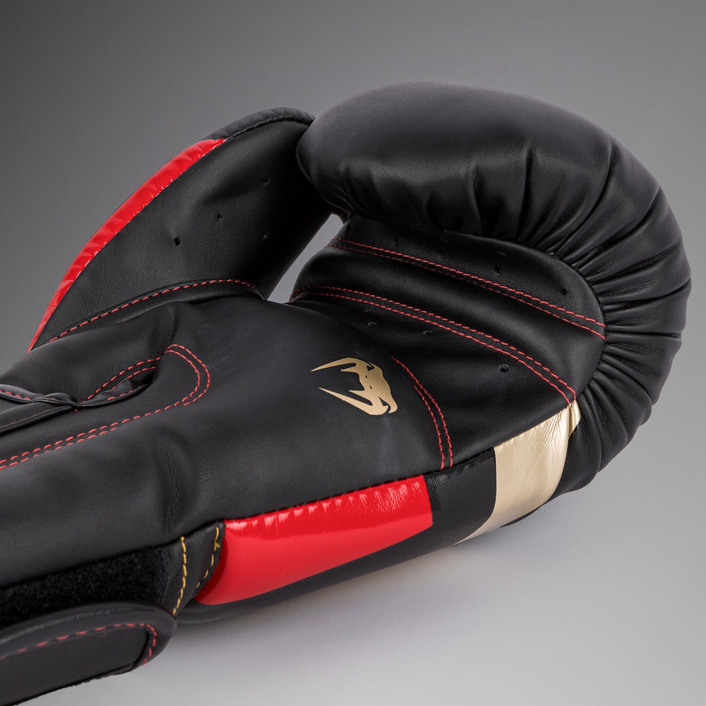 Gants de boxe Venum Elite - Noir/Or/Rouge