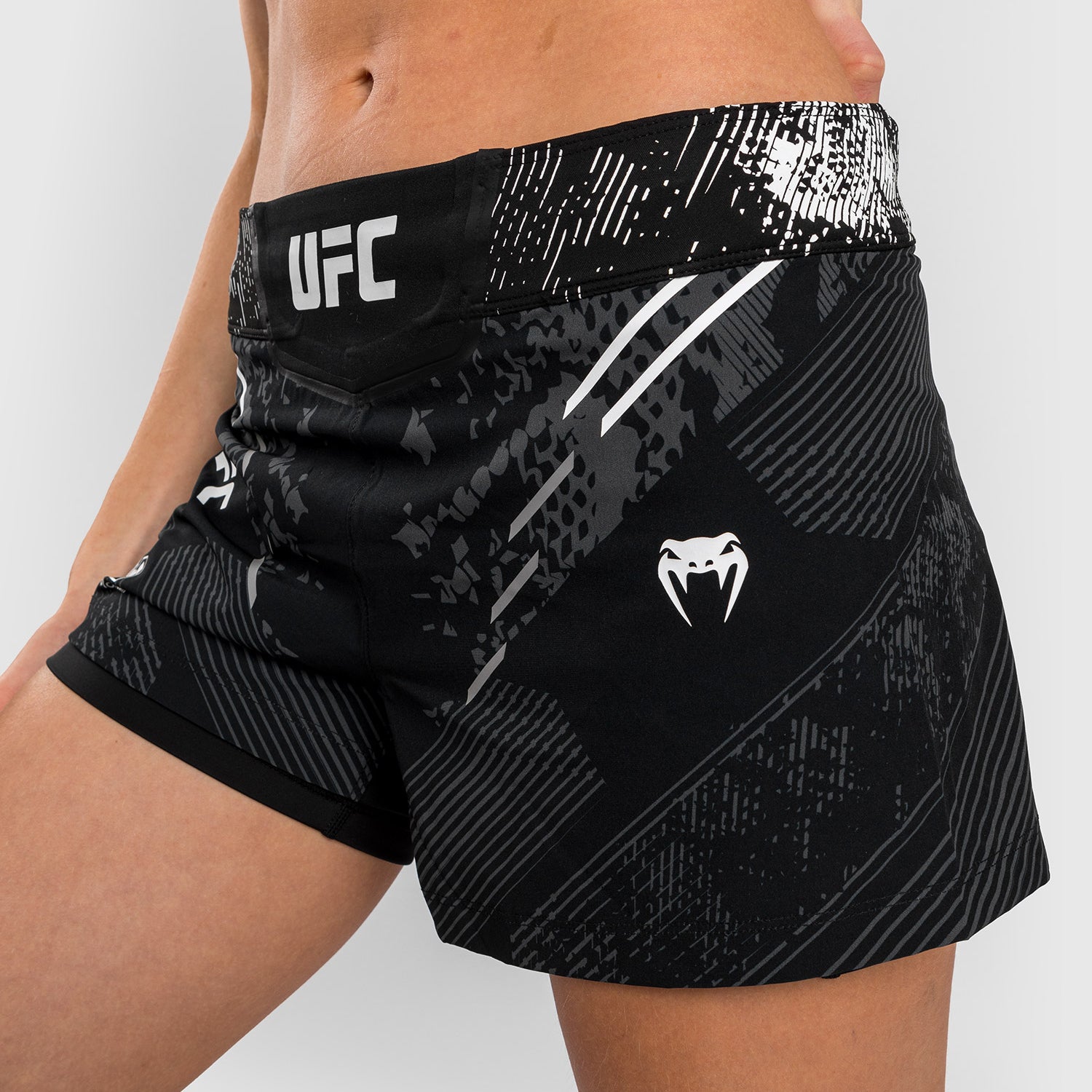 Short de Combat pour Femmes UFC Adrenaline by Venum Authentic Fight Night - Noir - product-type_Shorts de MMA