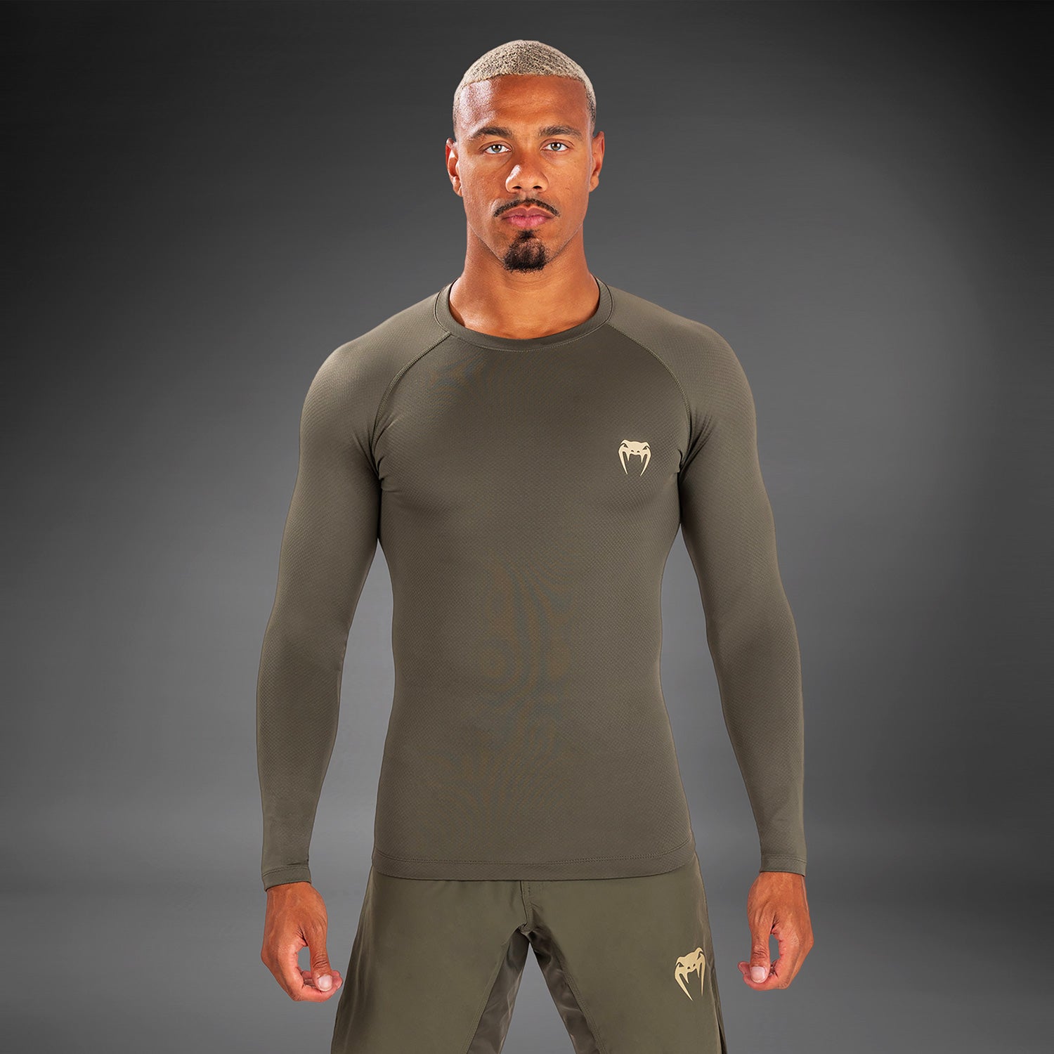 Rashguard à manches longues pour hommes Venum Contender - Kaki - product-type_T-Shirts de Compression