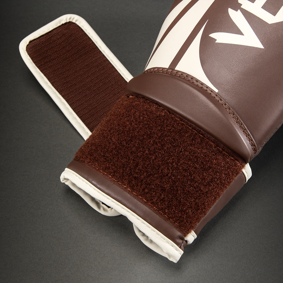 Gants de boxe Venum Challenger 2.5 - Marron/Beige