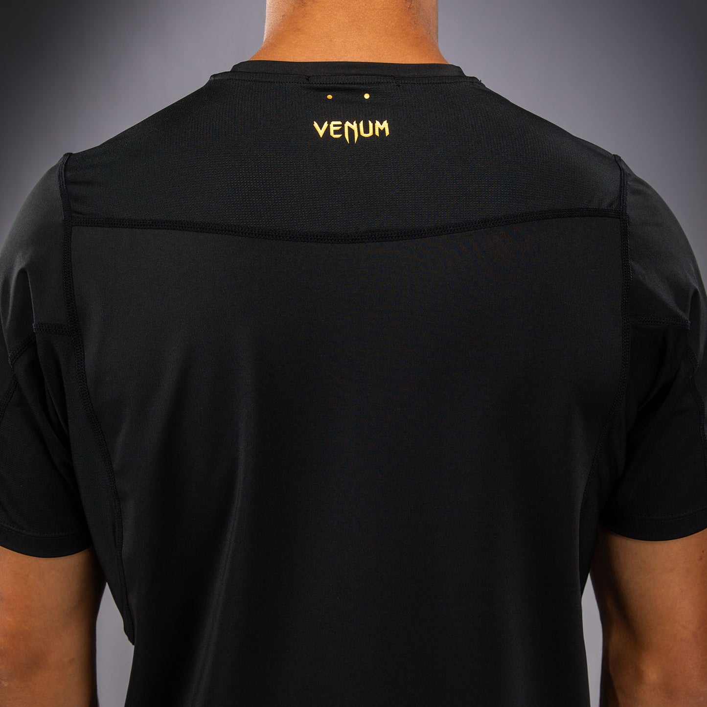 T-shirt Dry Tech Venum G-Core - Noir/Or