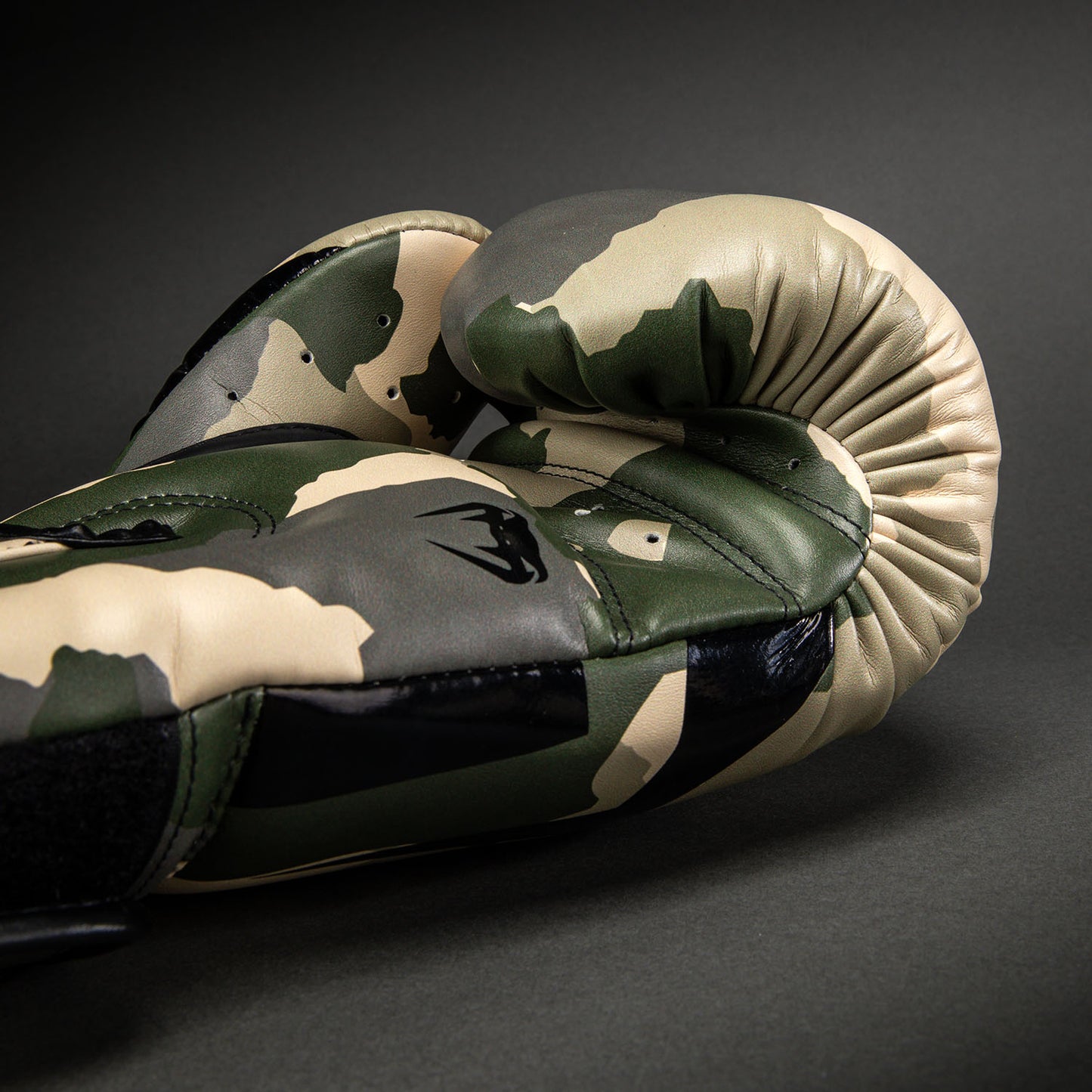 Gants de boxe Venum Elite Camo - Kaki/Blanc Cassé