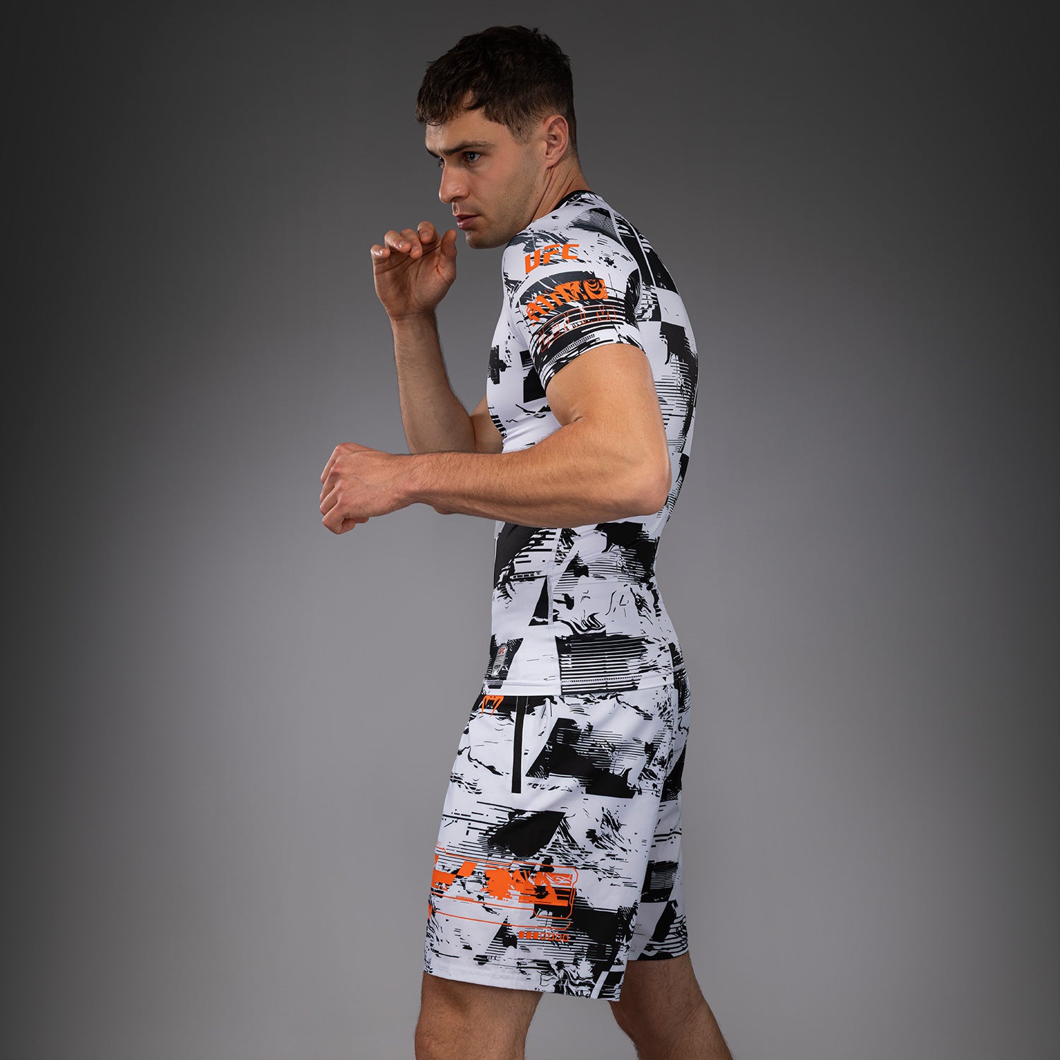 Rashguard manches courtes Performance Homme UFC Zenith by Venum Authentic Fight Week - Blanc - product-type_T-Shirts de Compression