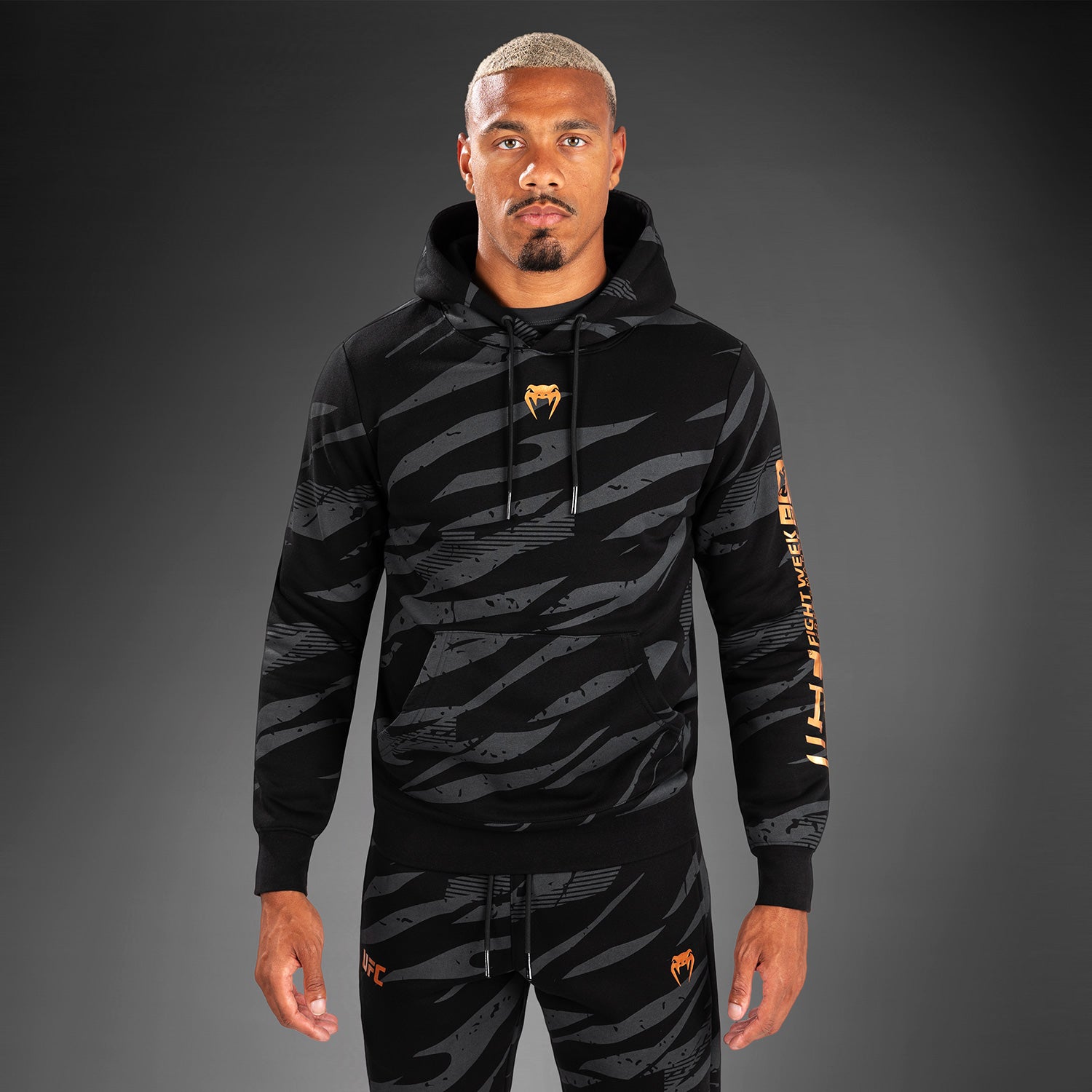 Sweatshirt À Capuche pour Hommes UFC Adrenaline by Venum Fight Week - Urban Camo - product-type_Sweatshirts