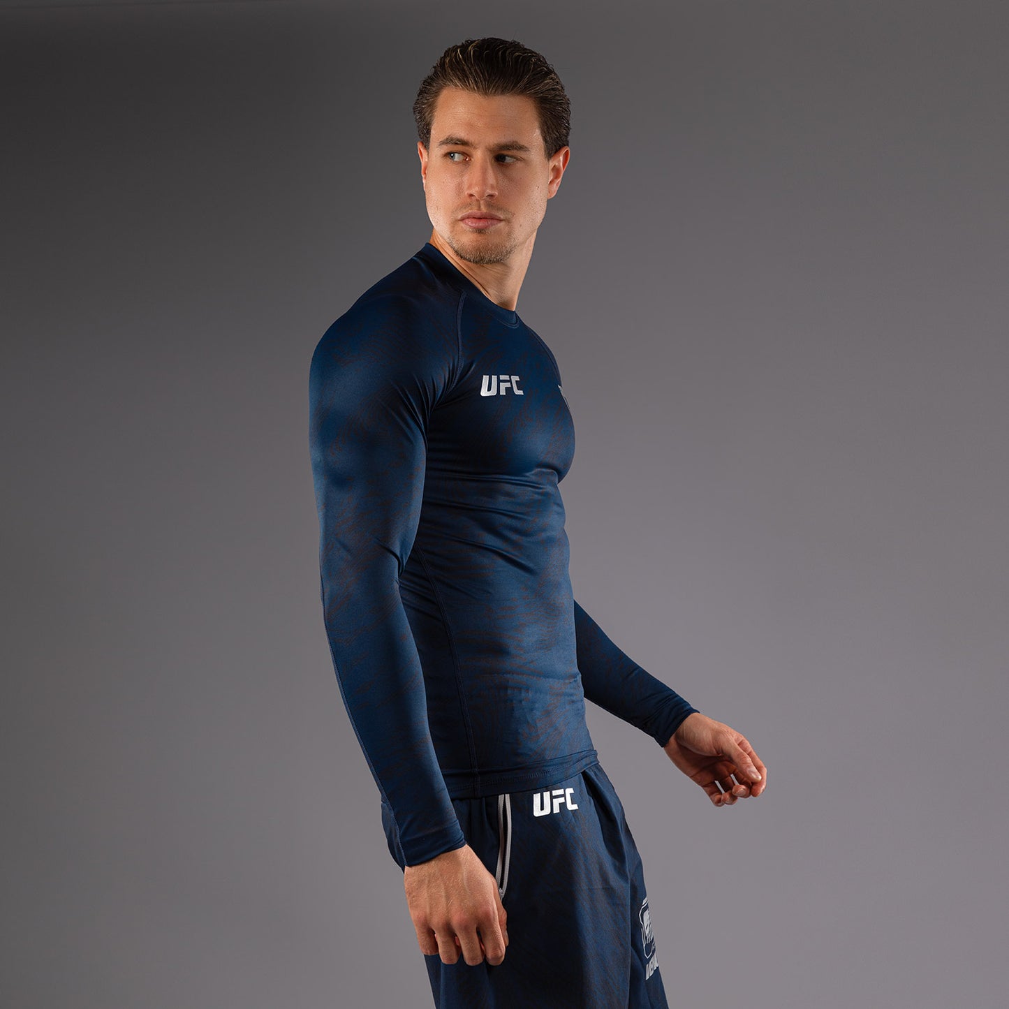 Rashguard Performance à Manches Longues pour Hommes UFC Fusion by Venum Fight Week - Bleu Océanique - product-type_T-Shirts de Compression