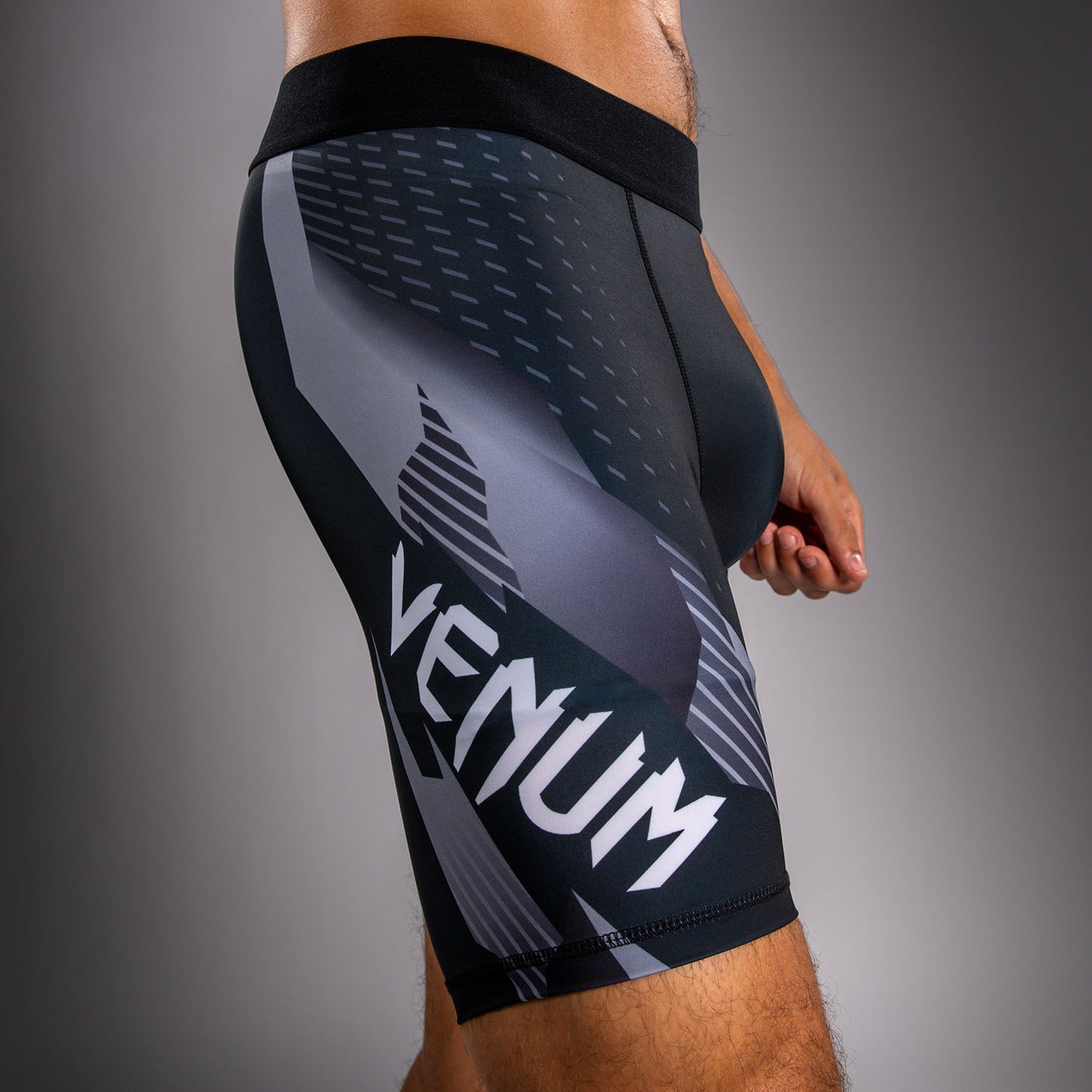 Short de Compression Venum No-Gi 6.0 - Noir/Blanc
