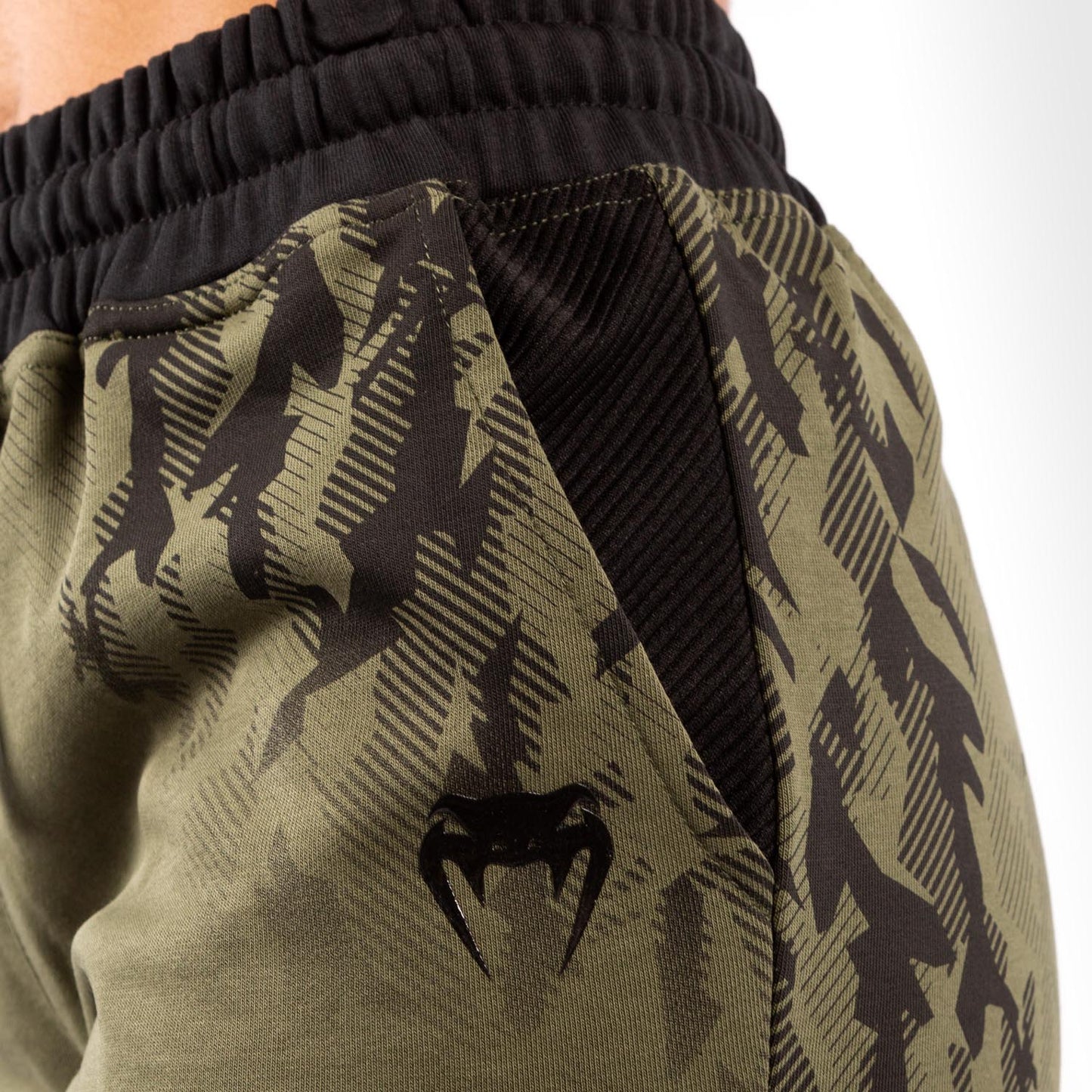 Short de Sport en Coton Femme UFC Venum Authentic Fight Week - Kaki