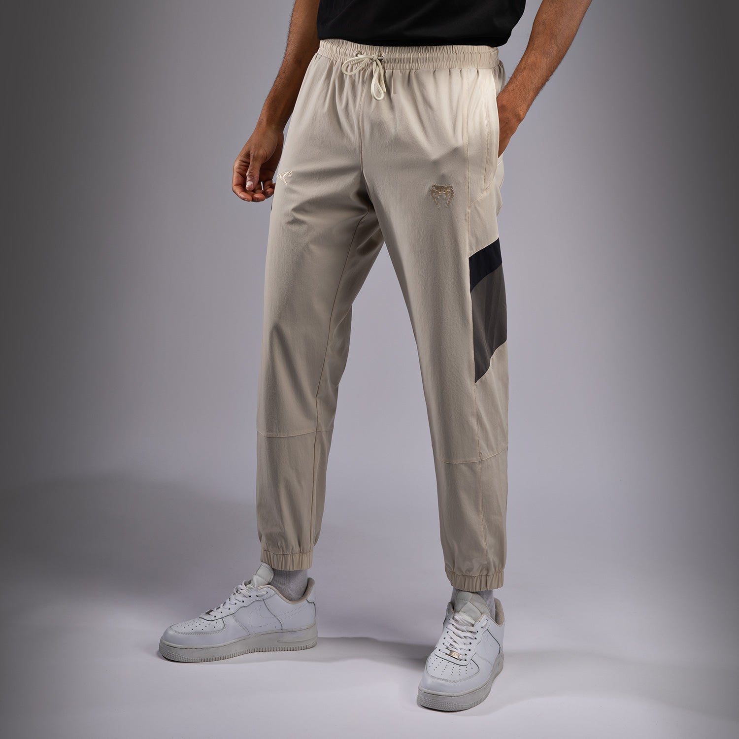 Pantalon de survêtement Venum x DTR Fight Attack 90 - Off-White - product-type_Pantalons de jogging
