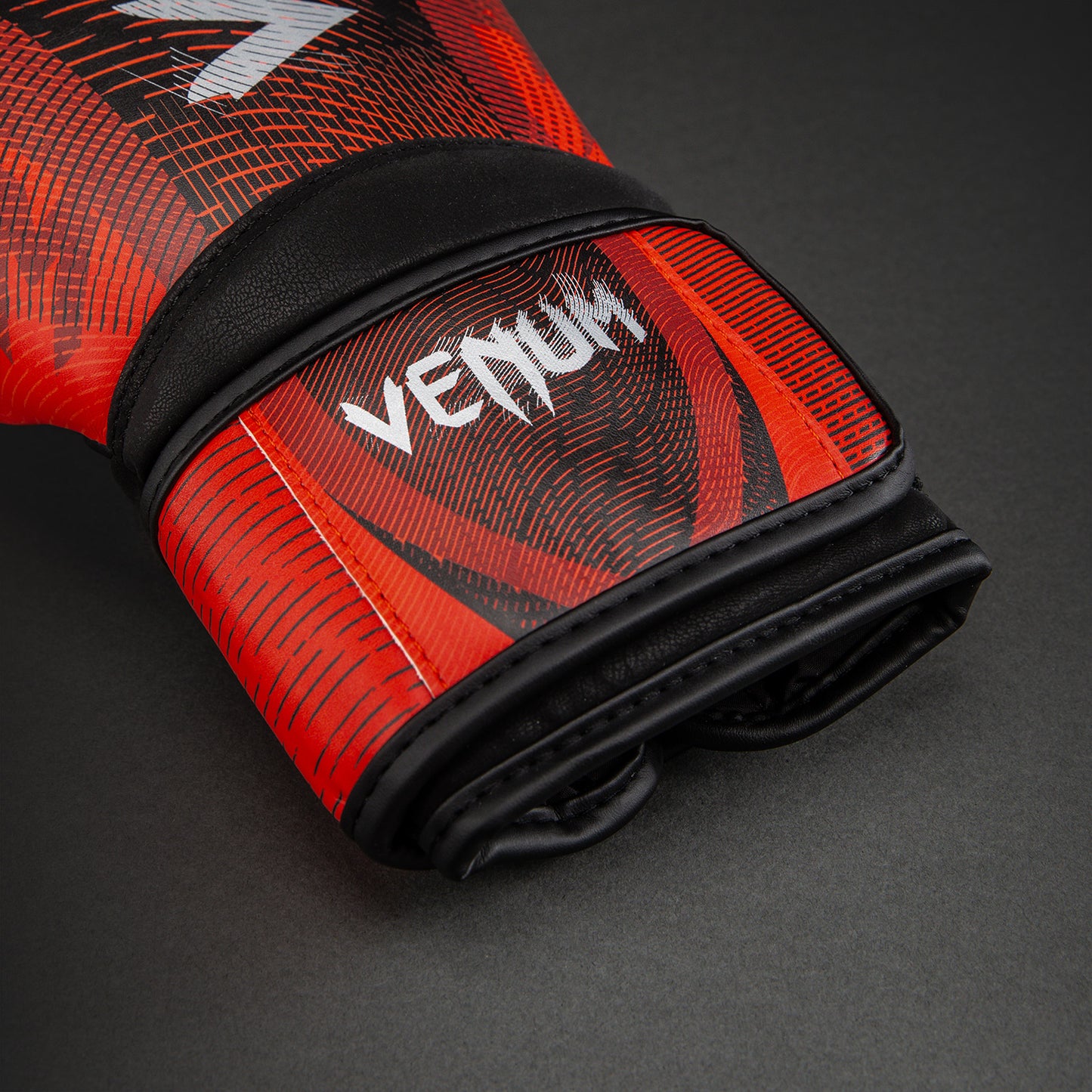 Gants de boxe Venum Galactic 3.0 - Rouge/Argent
