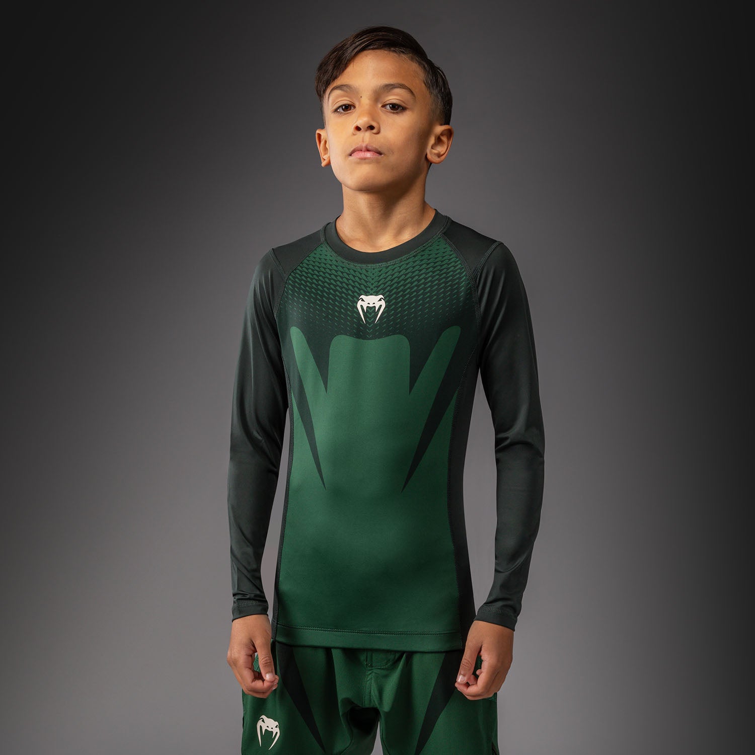 Rashguard Manches Longues Enfant Venum Attack - Vert Forêt/ Blanc Cassé - product-type_T-Shirts de Compression