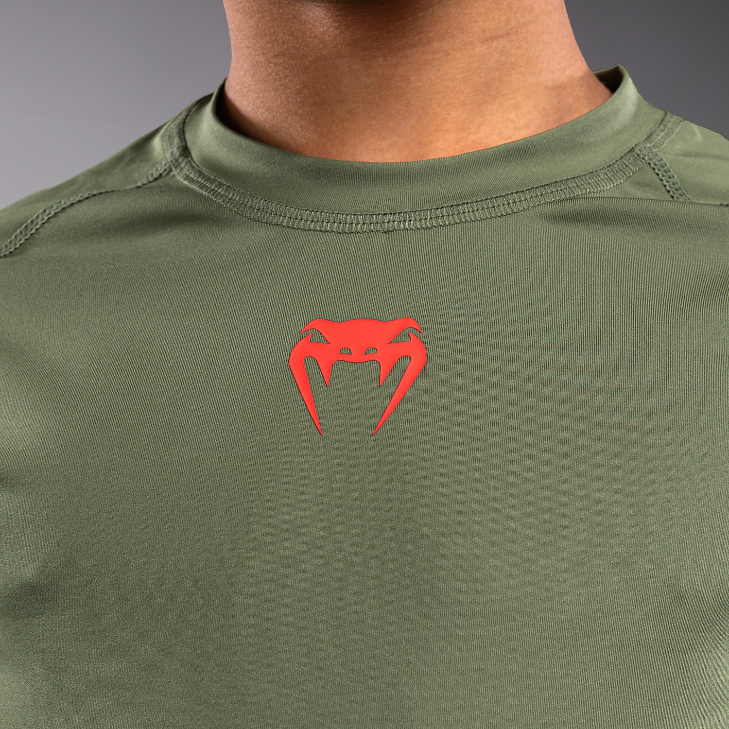 Rashguard Manches Longues pour Enfants Venum Contender - Vert militaire/Orange - product-type_T-Shirts de Compression