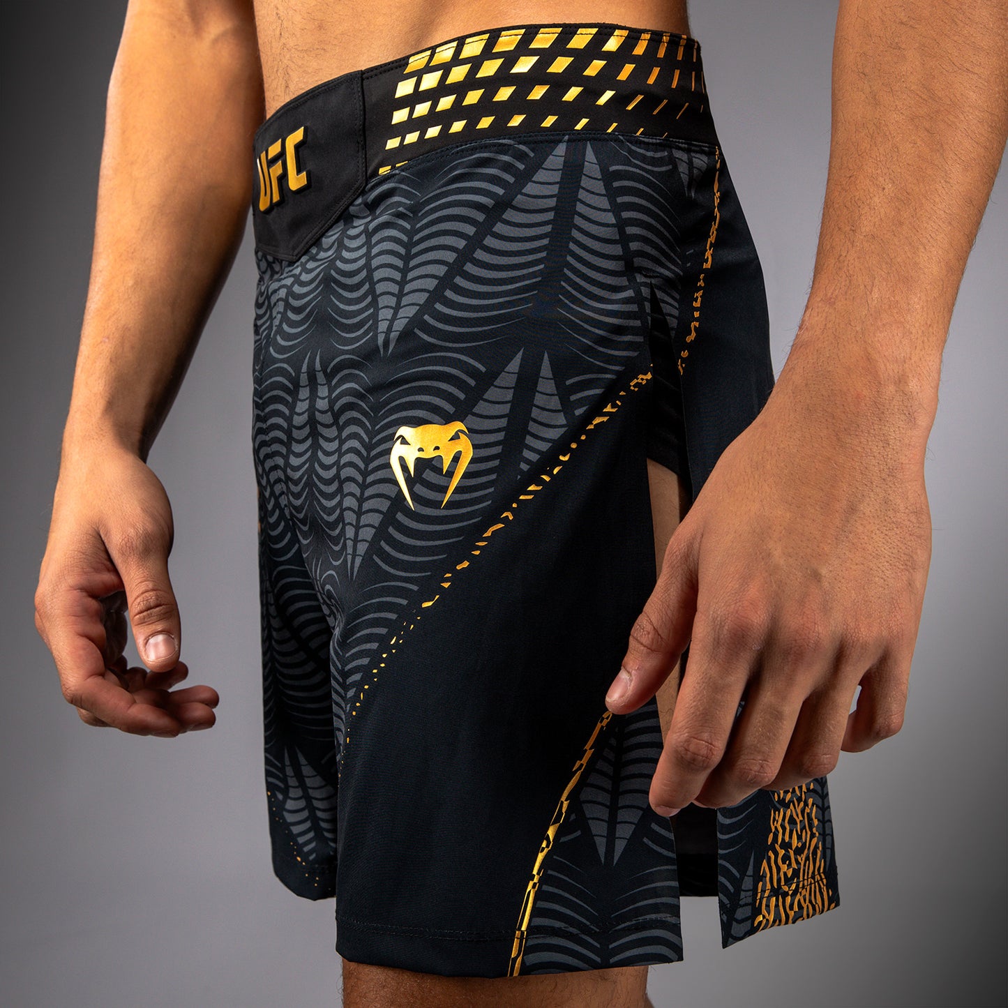 Short de combat Gladiator Homme UFC Zenith by Venum Authentic Fight Night - Champion
