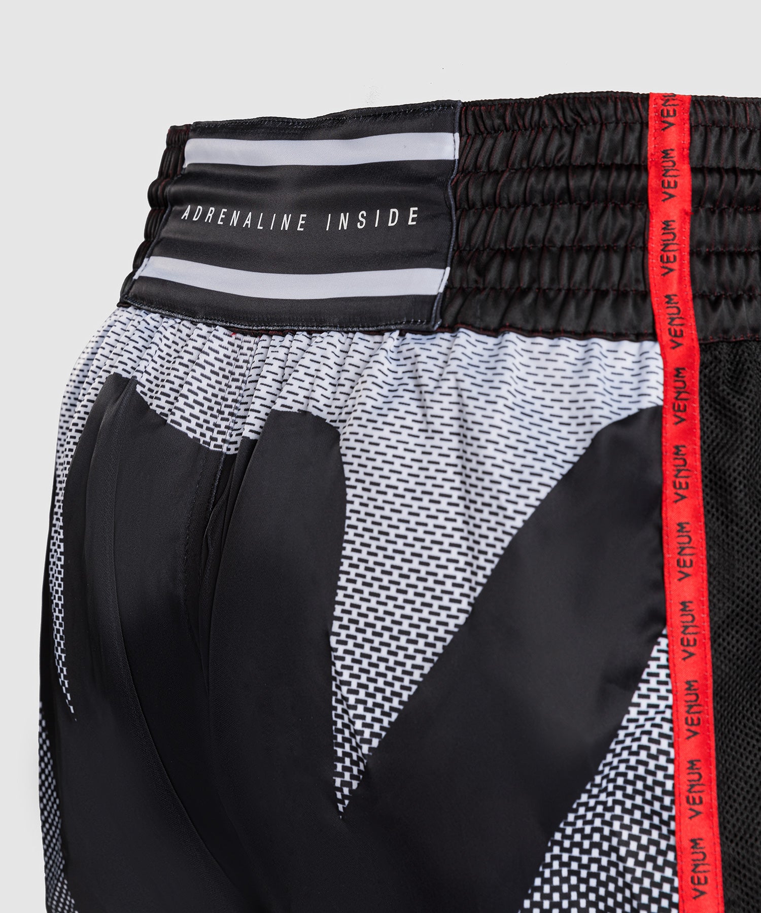 Shorts de Muay Thai Venum Adrenaline -Red - product-type_Shorts de Muay Thai
