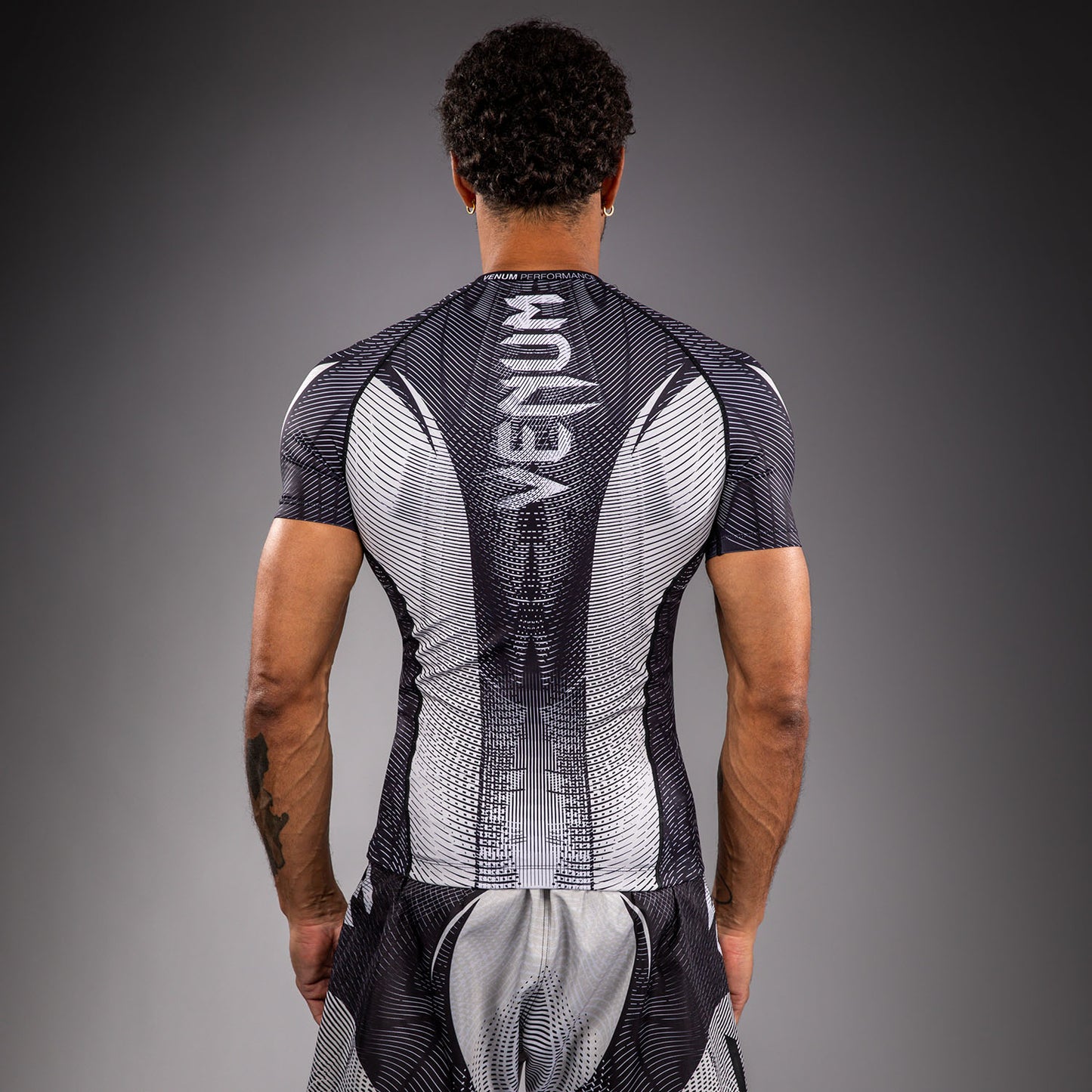 Rashguard à Manches Courtes Venum Galactic 3.0 - Blanc Cassé/Noir