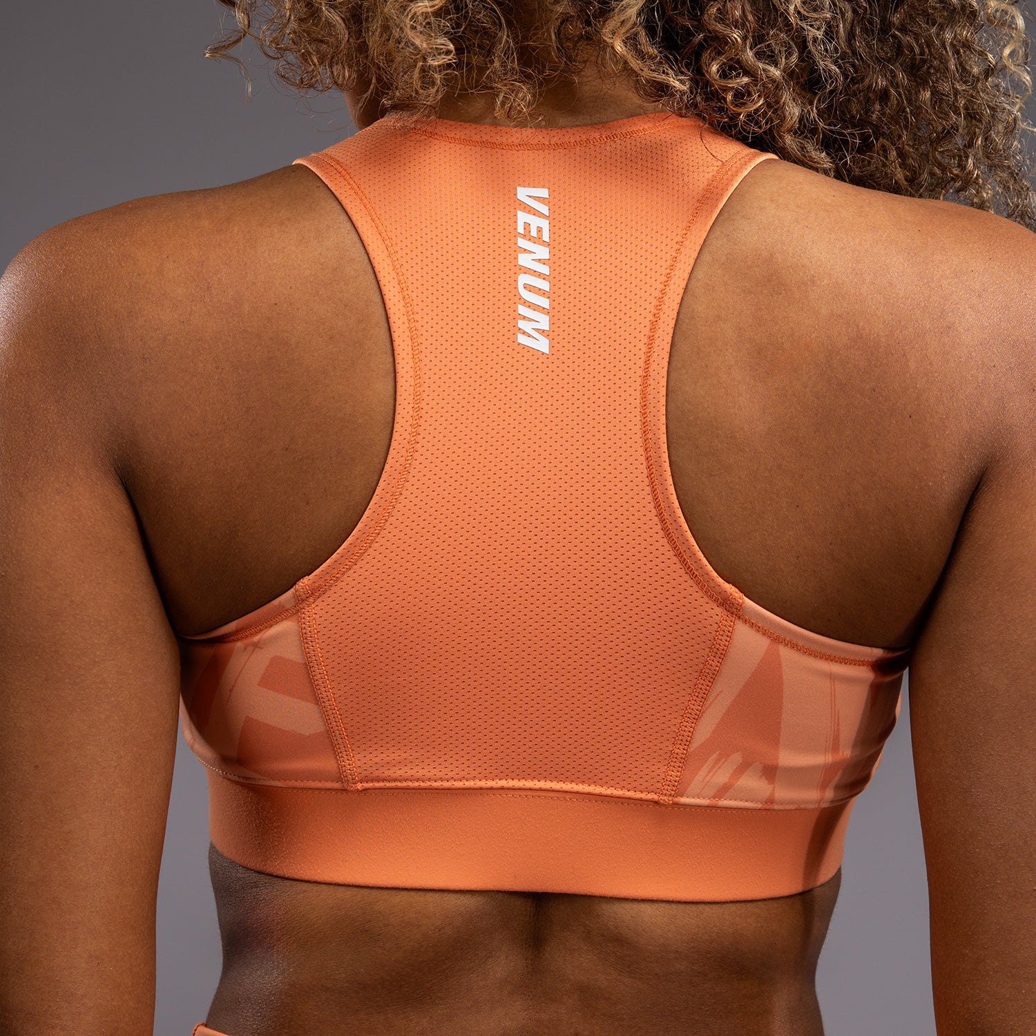 Brassière de Sport pour Femmes Venum Graffiti - Abricot Velours - product-type_Brassières de sport