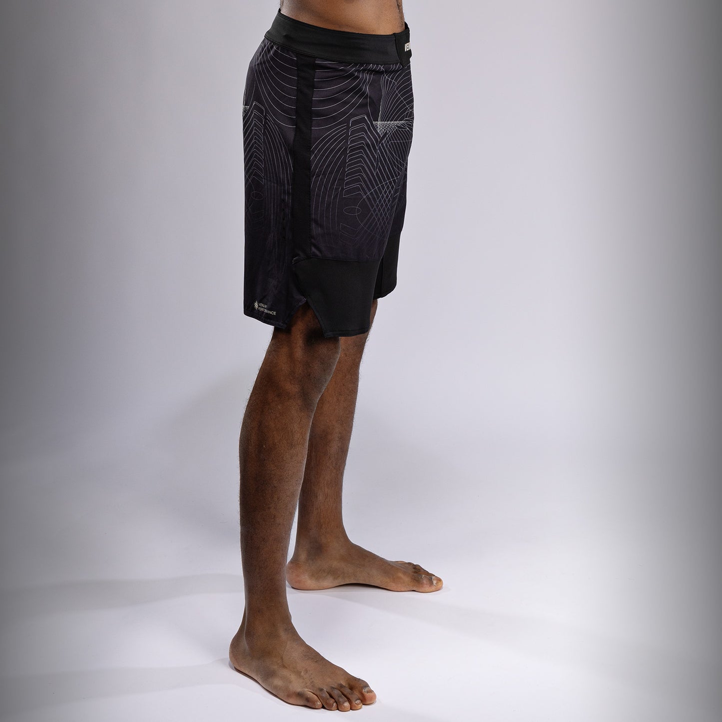 Short de Combat Venum G-Fit Air pour Hommes - Noir Intense/Sable Désert - product-type_Shorts de MMA