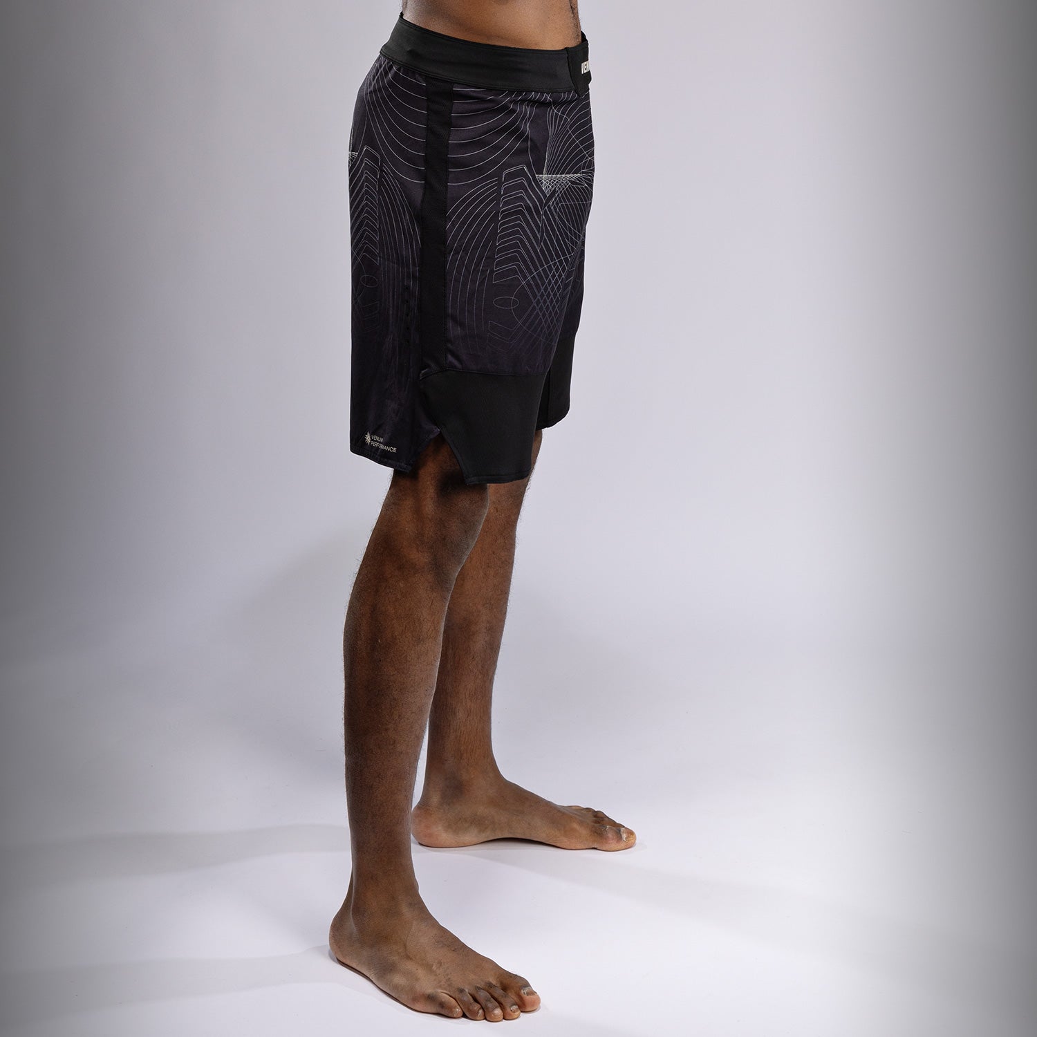 Short de Combat Venum G-Fit Air pour Hommes - Noir Intense/Sable Désert - product-type_Shorts de MMA