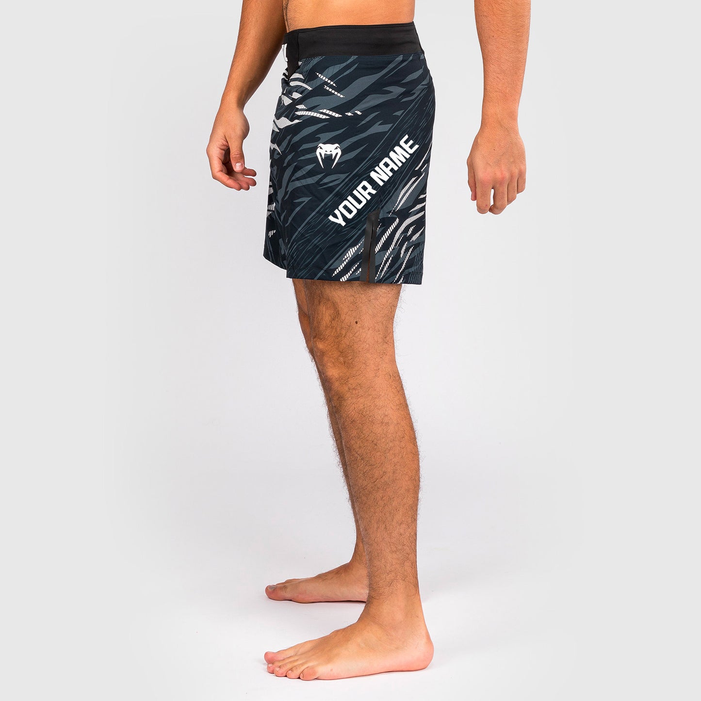 Shorts de Combat pour Hommes UFC Fusion by Venum Personnalisé Authentic Fight Night - Coupe Courte - Noir - product-type_Shorts de MMA