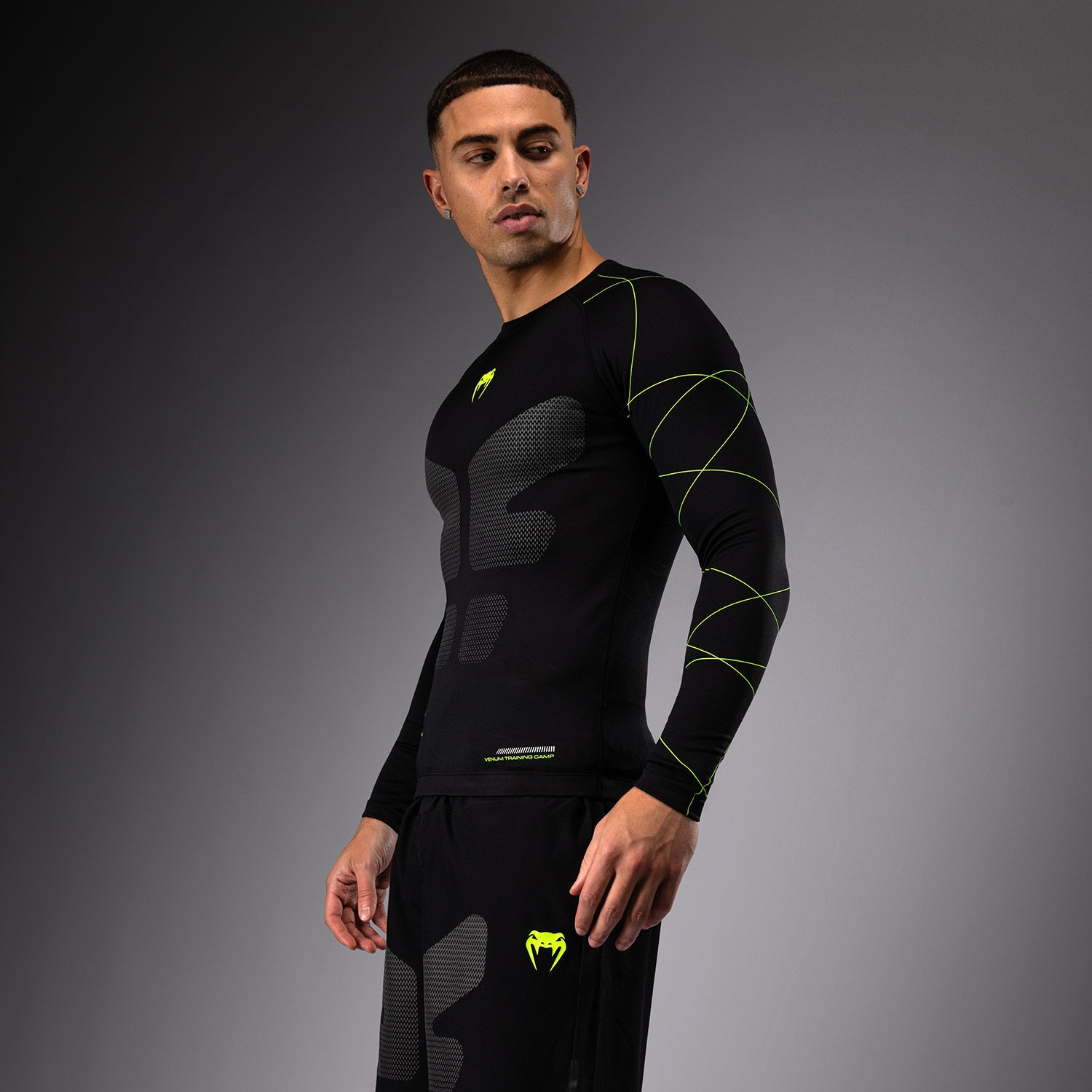 Rashguard Manches Longues Venum Training Camp 4.0 - Noir/Vert fluo - product-type_T-Shirts de Compression