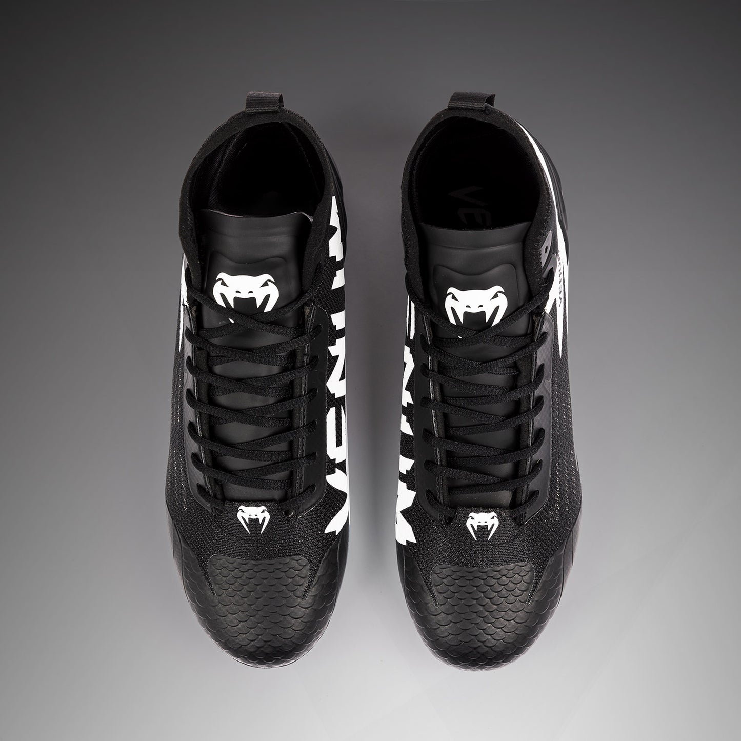 Crampons de Football Venum Elite - Noir/Blanc