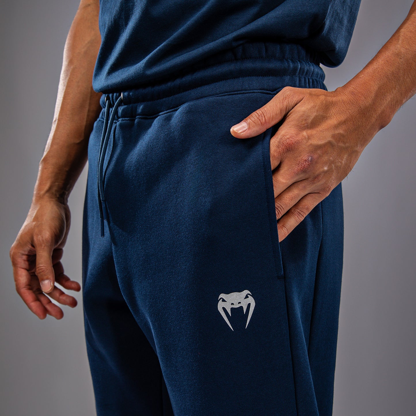 Pantalon en Coton pour Hommes UFC Fusion by Venum Fight Week - Bleu Océanique - product-type_Pantalons de jogging