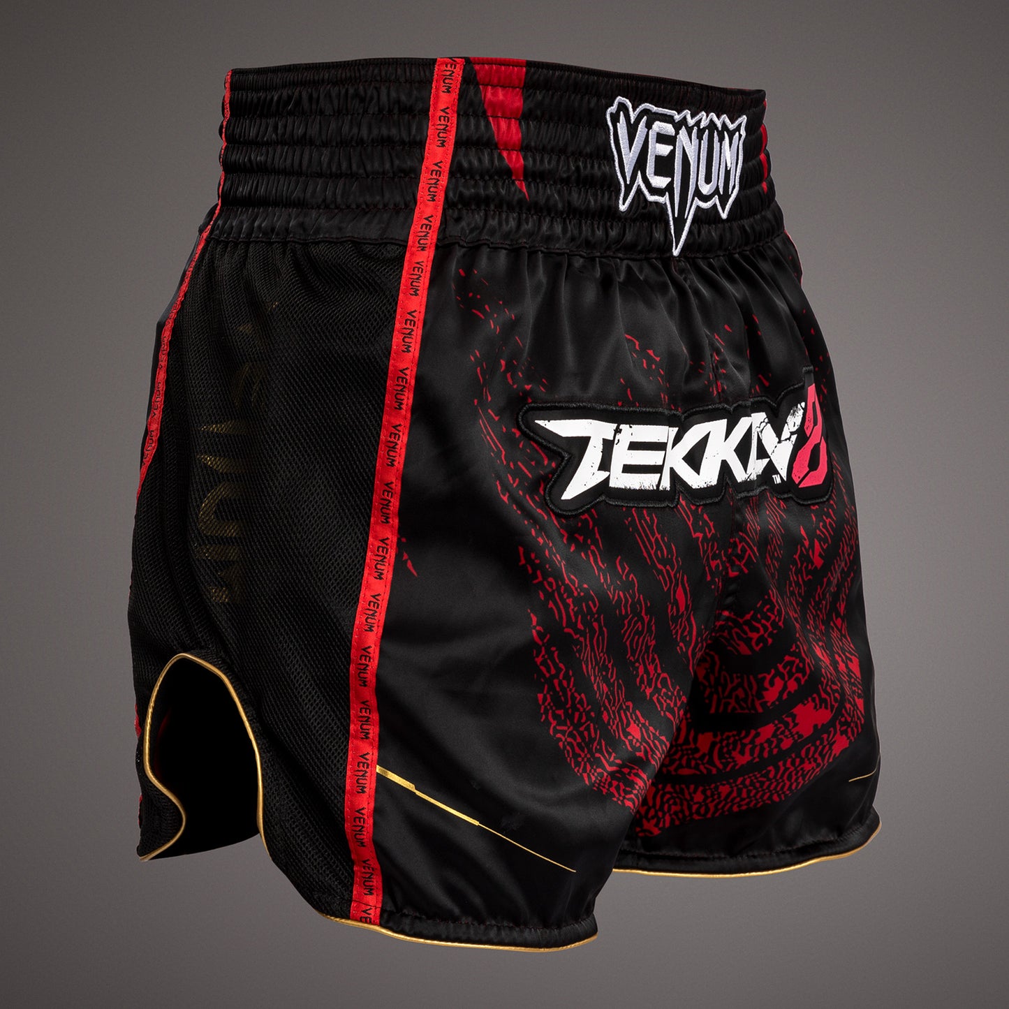 Short de Muay Thai Venum x TEKKEN 8 - Marshall Law - Noir/Rouge/Or - product-type_Shorts de Muay Thai