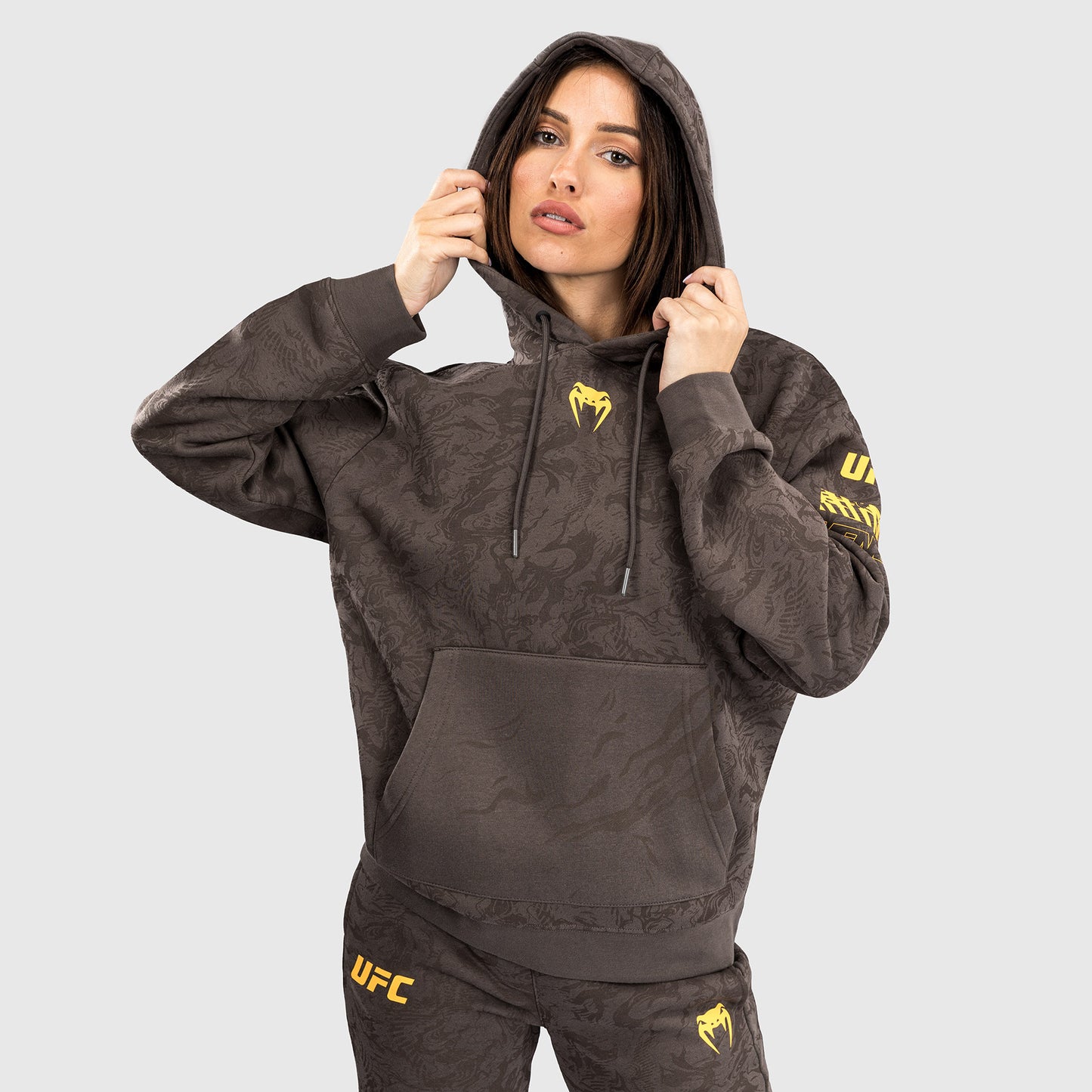 Sweatshirt à Capuche pour Femmes UFC Fusion by Venum Fight Week - Marron Terrestre - product-type_Sweatshirts