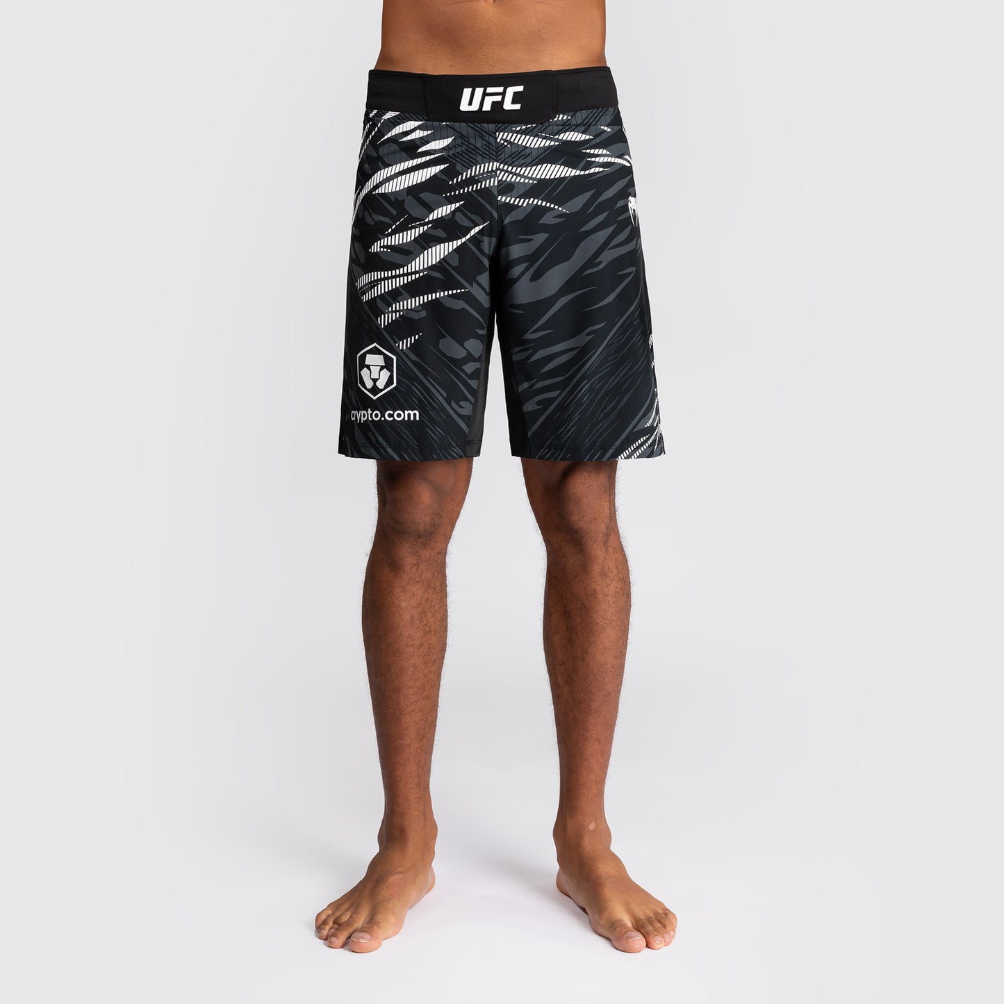 Shorts de Combat pour Hommes UFC Fusion by Venum Personnalisé Authentic Fight Night - Coupe Longue - Noir - product-type_Shorts de MMA
