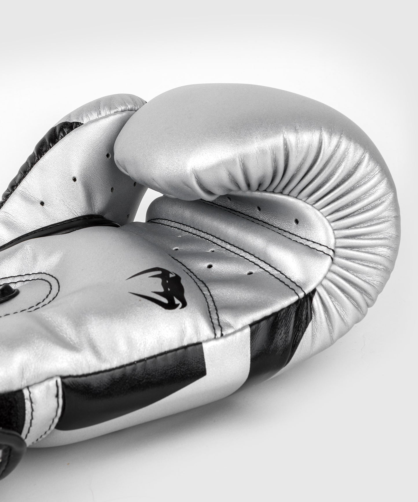 Gants de boxe Venum Elite - Argent/Noir - product-type_Gants de boxe