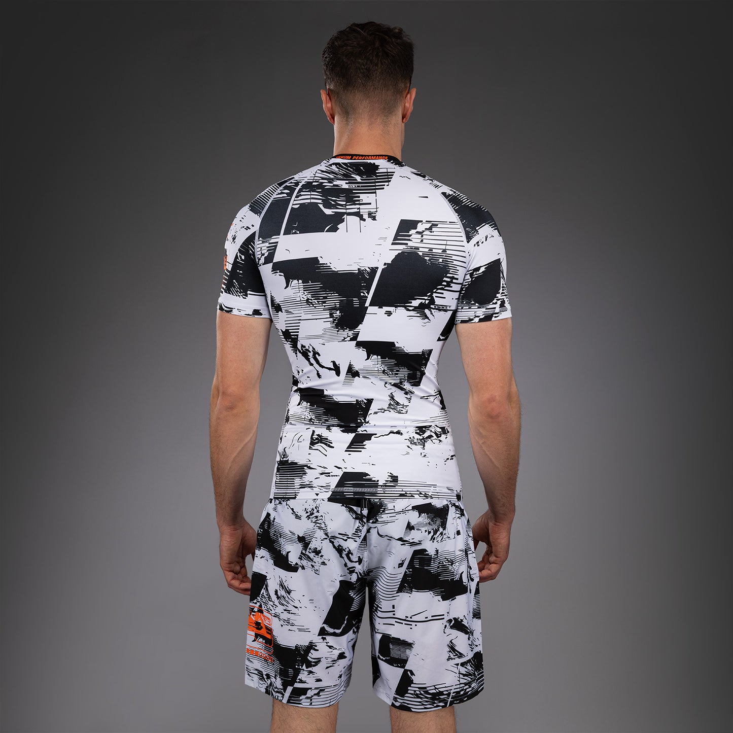 Rashguard manches courtes Performance Homme UFC Zenith by Venum Authentic Fight Week - Blanc - product-type_T-Shirts de Compression