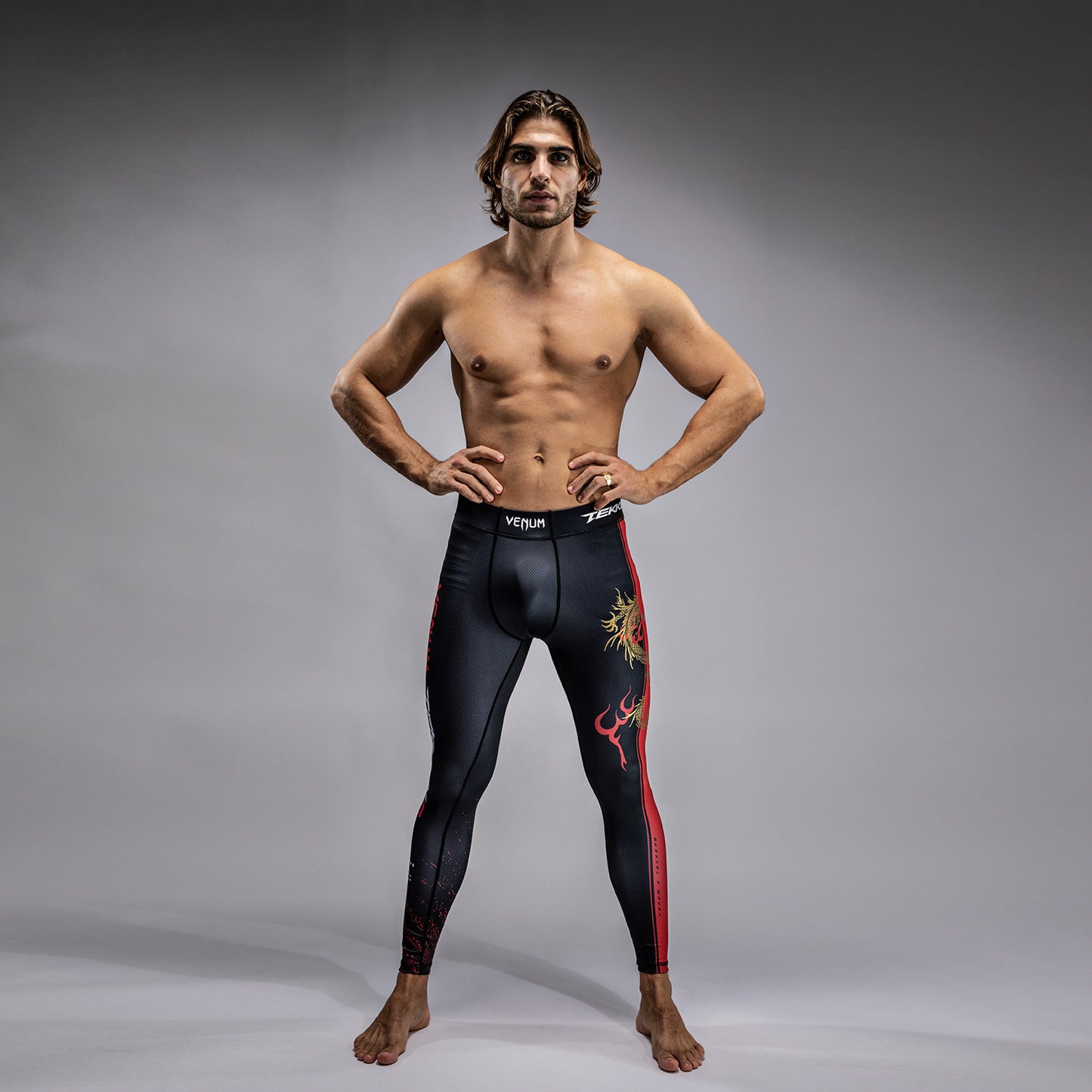Pantalon de compression Venum x TEKKEN 8 - Marshall Law - Noir/Rouge/Or - product-type_Pantalons de Compression