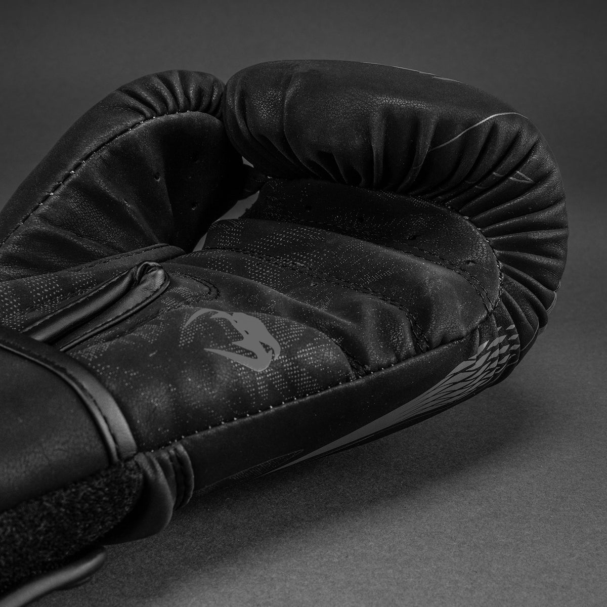 Gants de boxe Impact Venum Amazonia Reborn - Noir/Gris