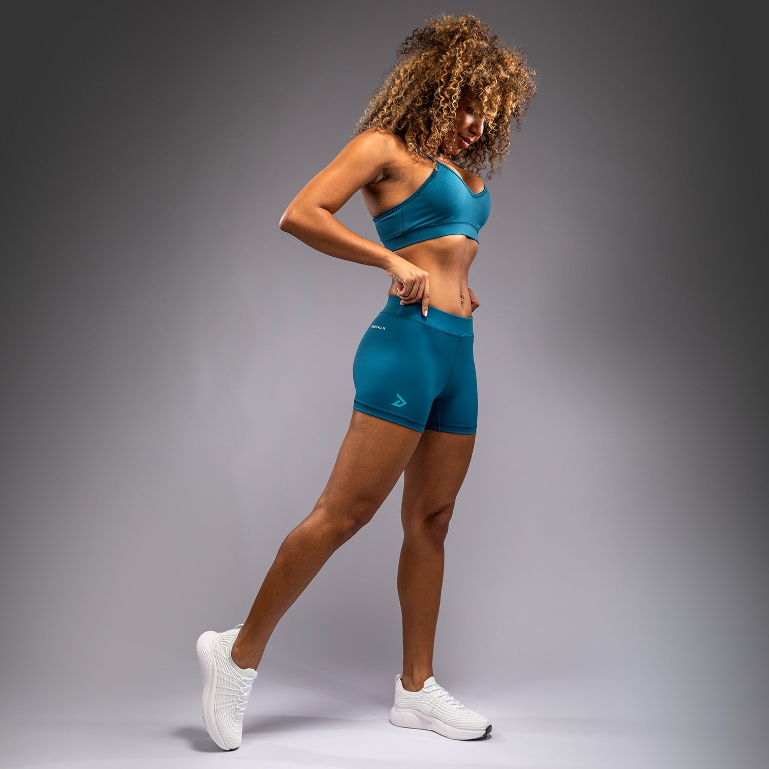 Short Vale Tudo pour Femmes Venum x Demi - Bleu azur - product-type_Shorts de compression