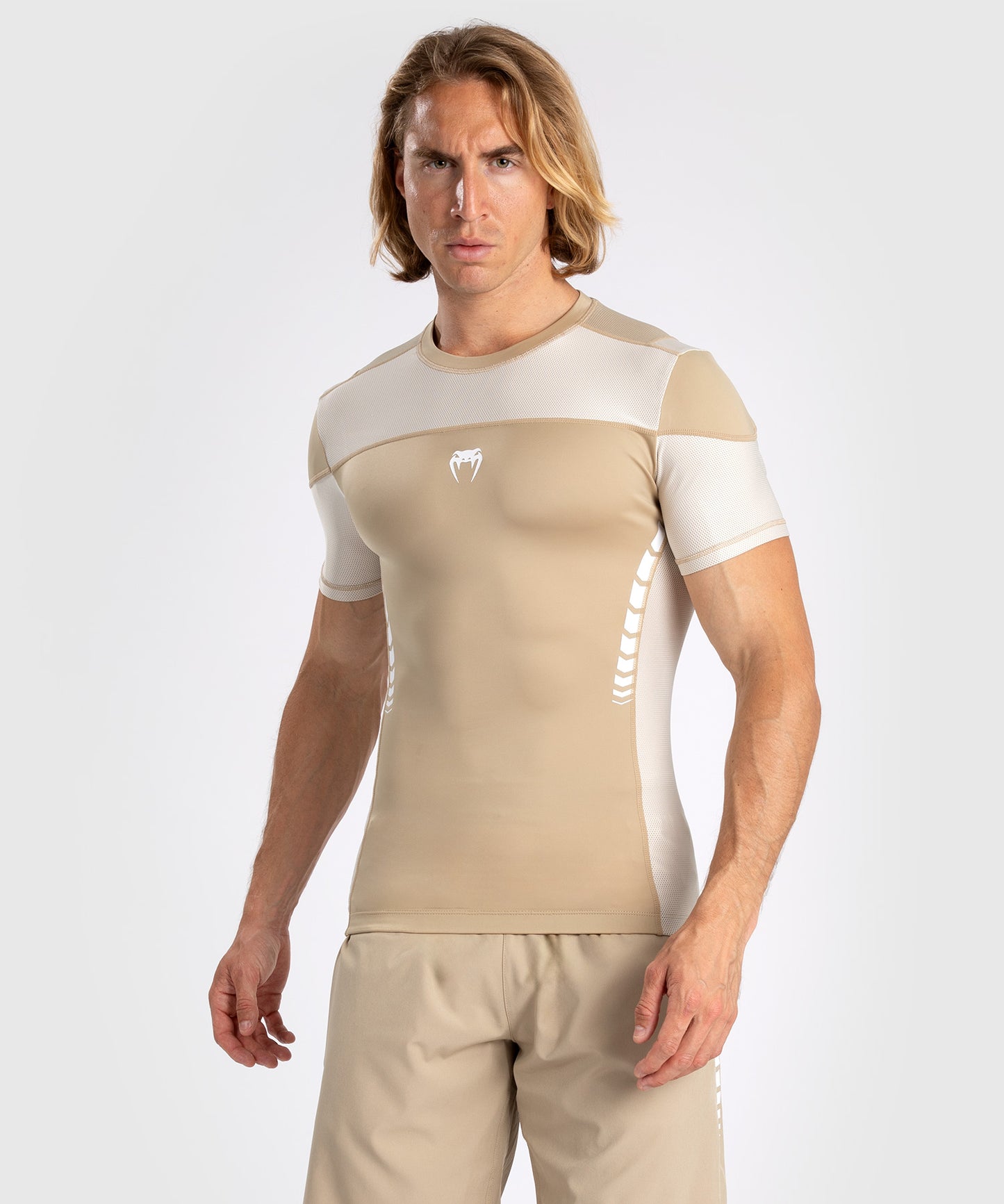 Rashguard À Manches Courtes pour Hommes Venum Tempest - Beige/Sable - product-type_T-Shirts de Compression