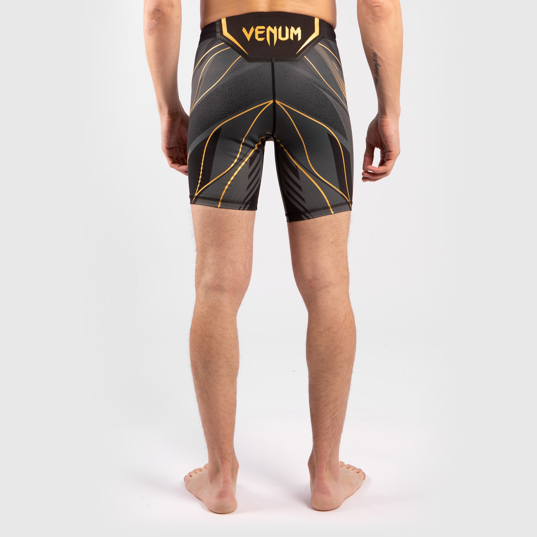 Short de Vale tudo Homme UFC Venum Authentic Fight Night - Coupe Courte - Champion - product-type_Shorts de compression