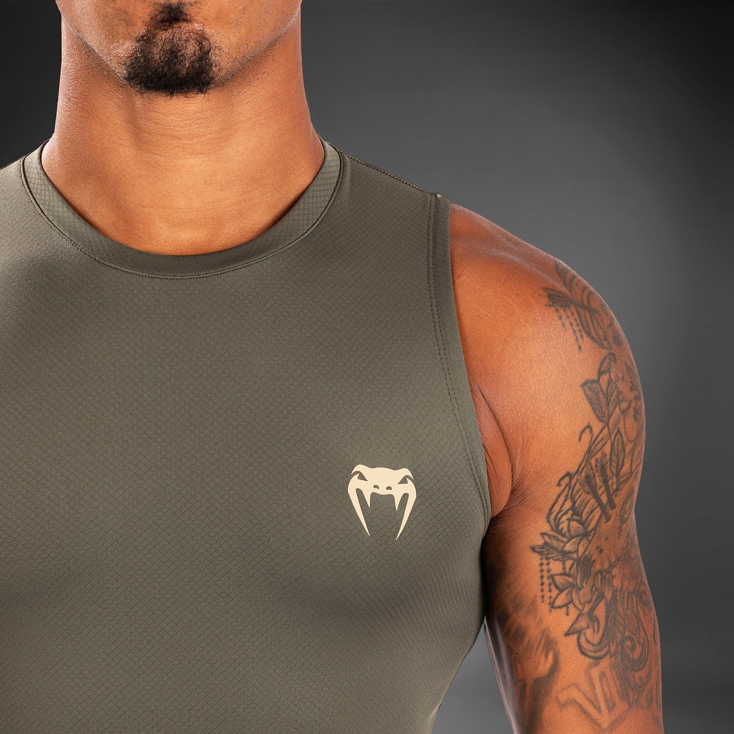 Rashguard sans manches pour hommes Venum Contender - Kaki - product-type_T-Shirts de Compression