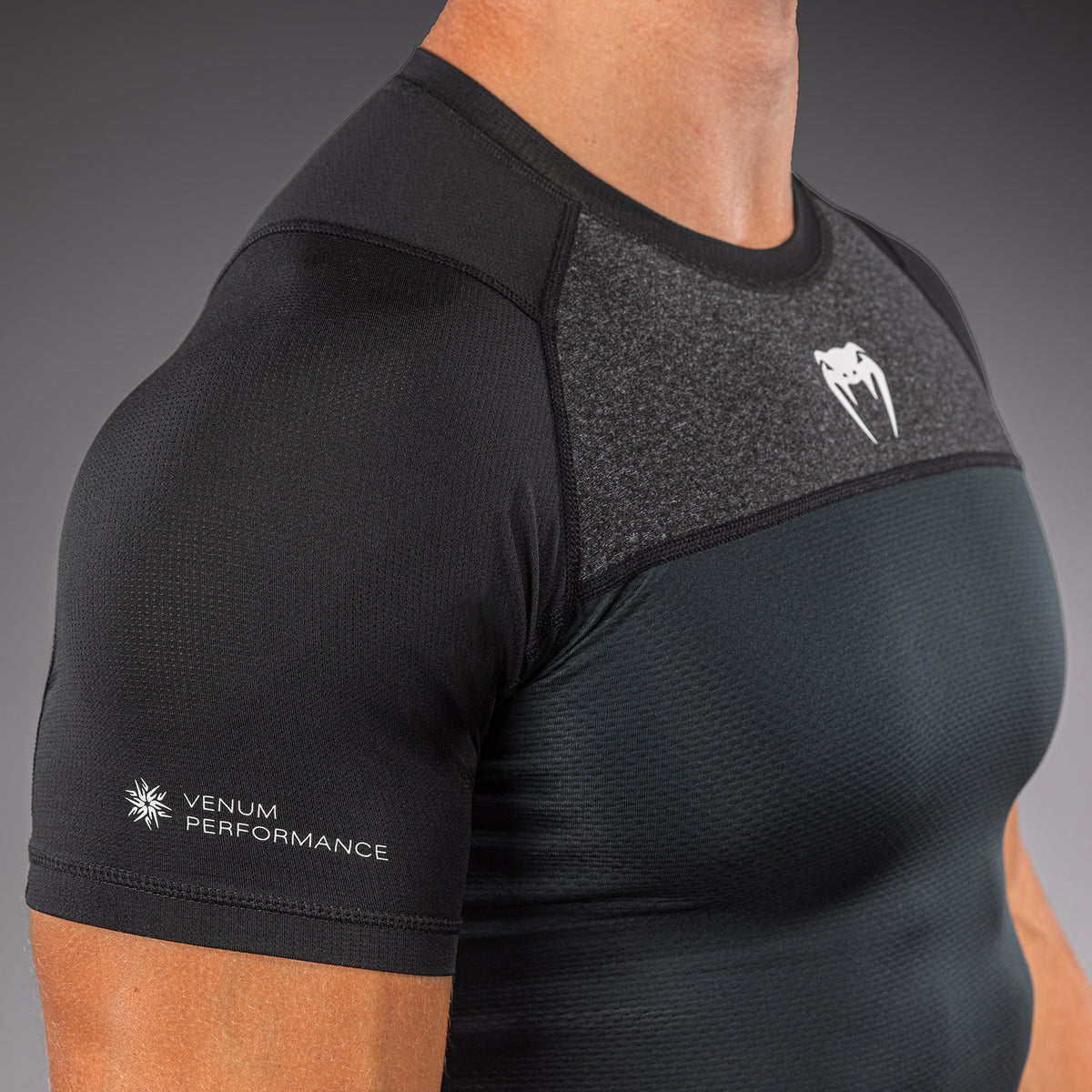 Rashguard manches courtes Venum G-Fit Scale - Noir