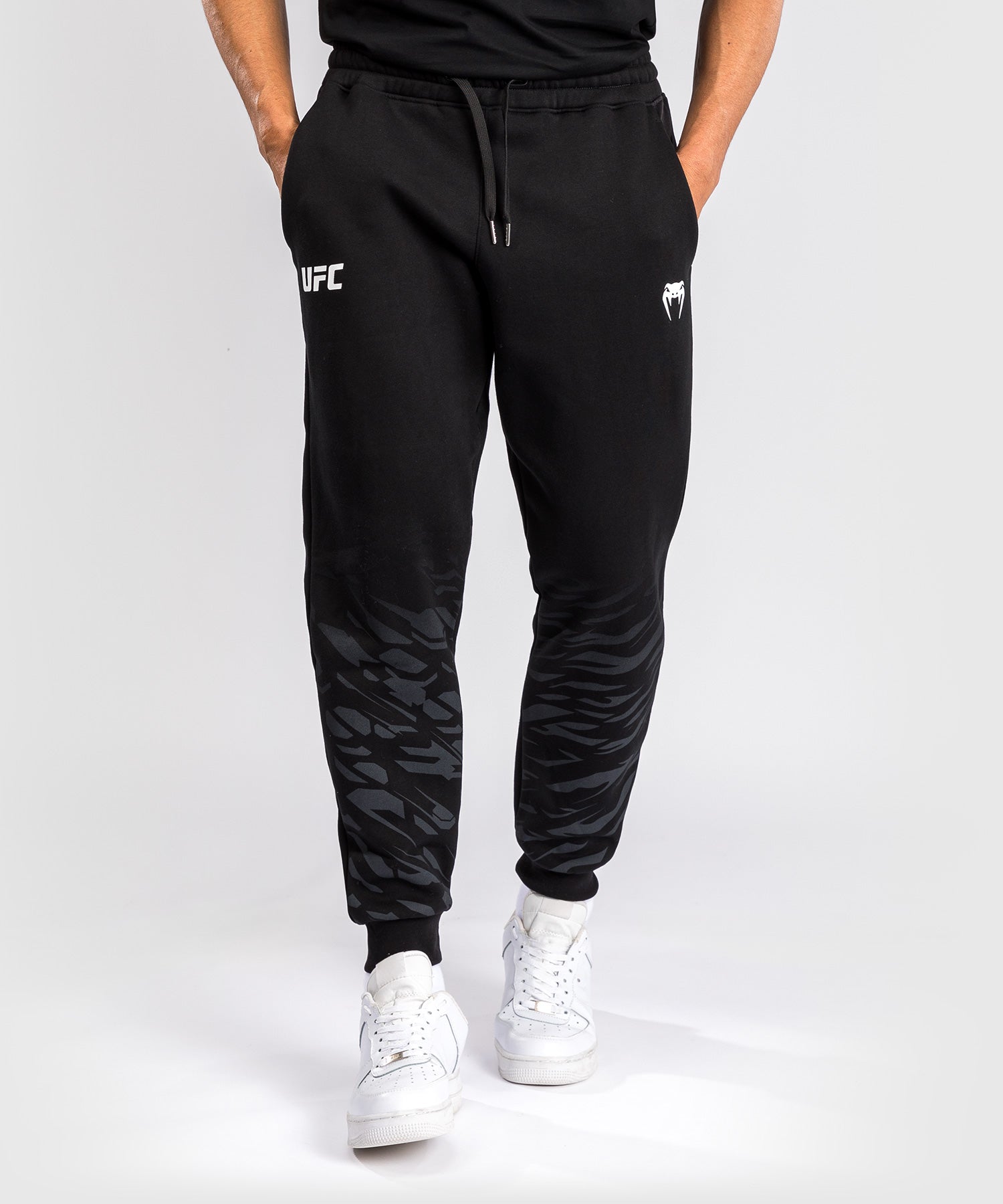 Pantalon pour Hommes UFC Fusion by Venum Replica - Noir - product-type_Pantalons de jogging