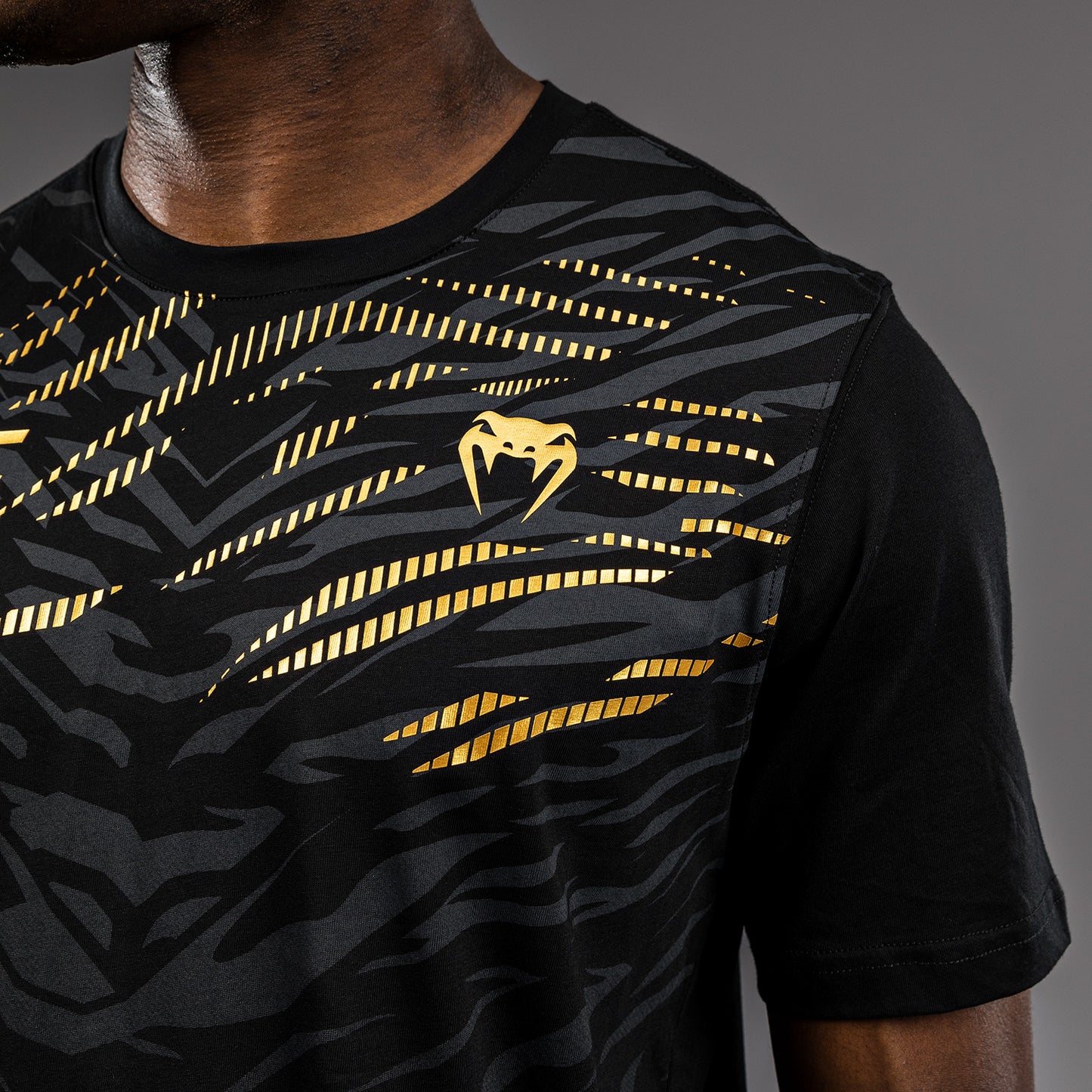 T-shirt à Manches Courtes pour Hommes UFC Fusion by Venum Replica - Champion - product-type_T-Shirts